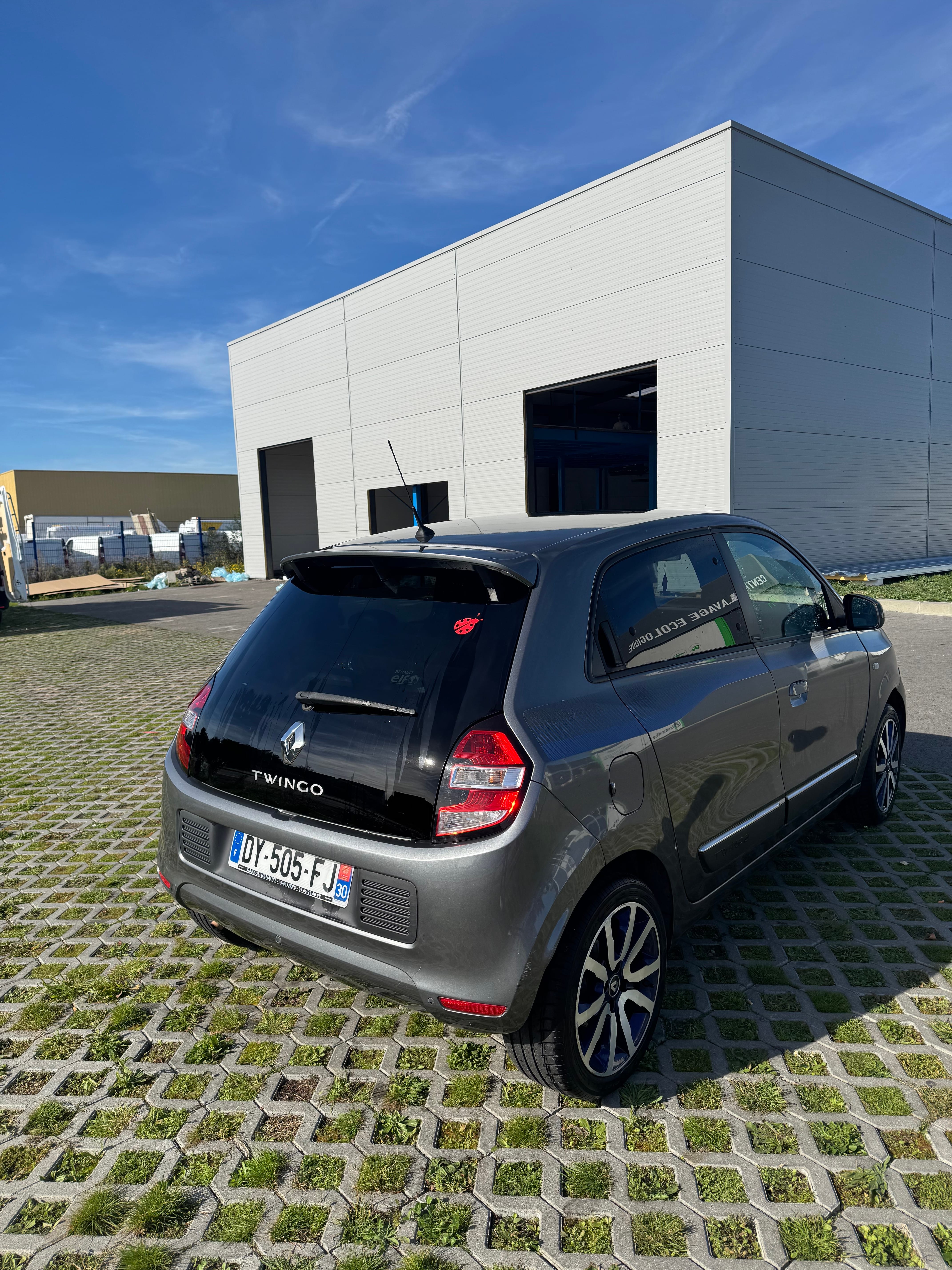 Renault Twingo avec Climatisation