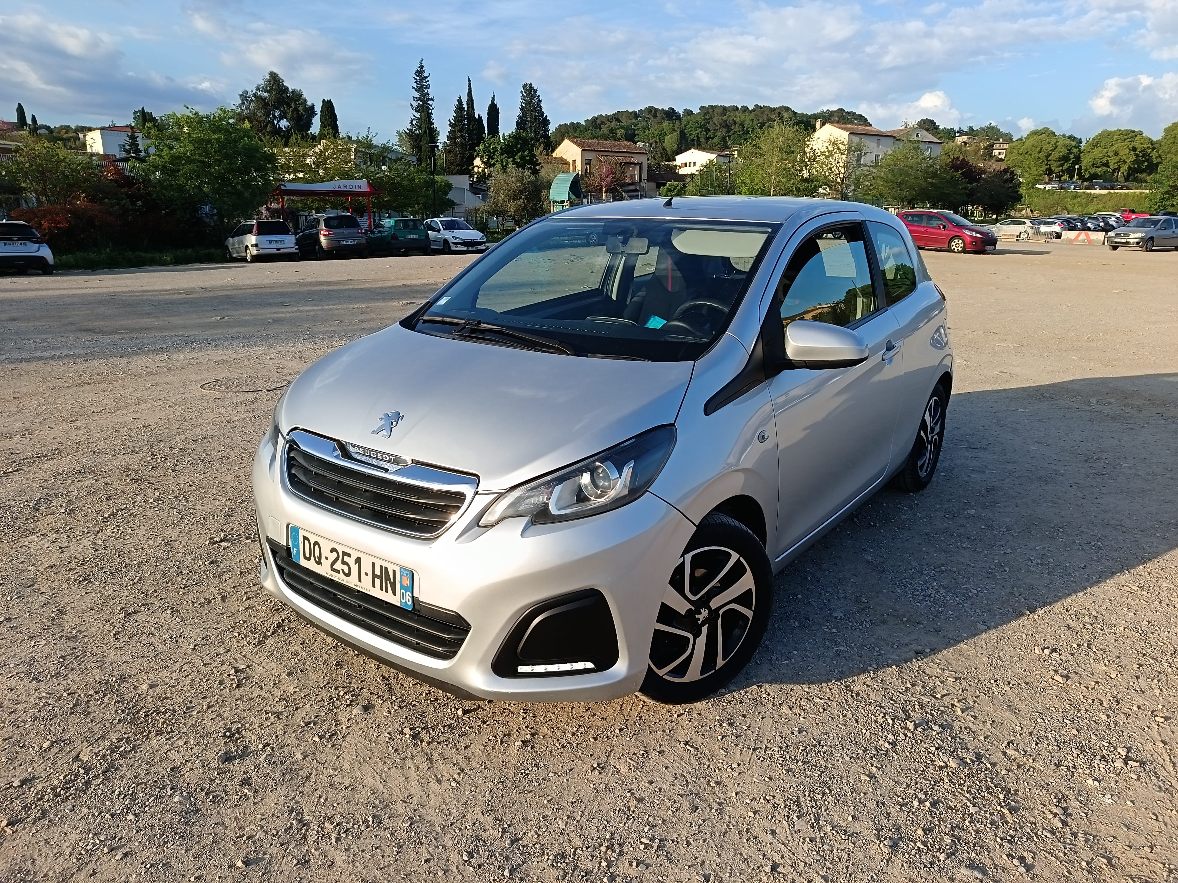 Peugeot 108, 2015, Essence 98