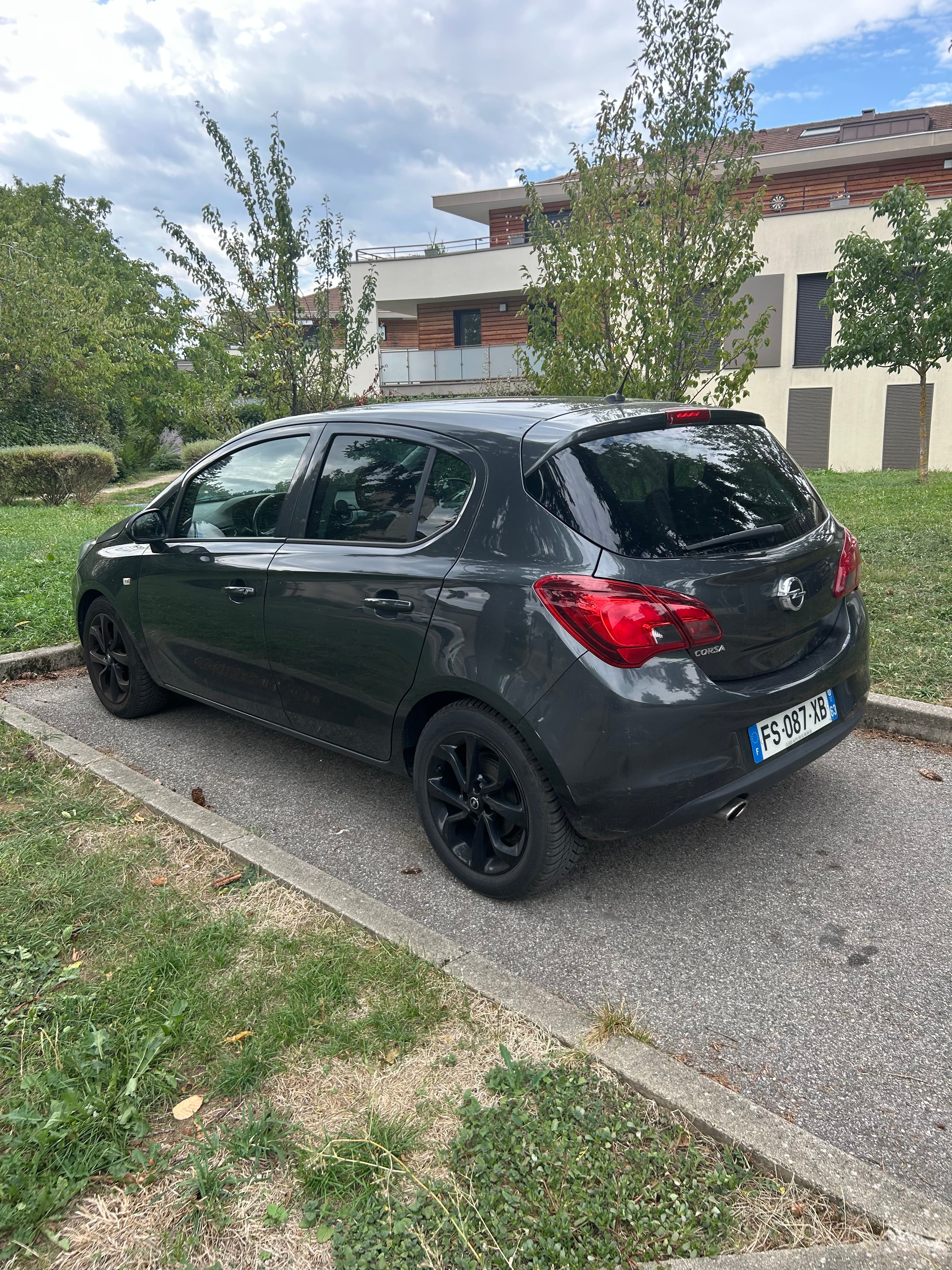 Opel Corsa-E avec Régulateur de vitesse
