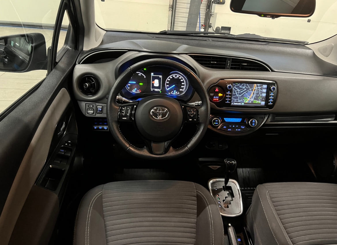 Toyota Yaris Hybrid Bensin