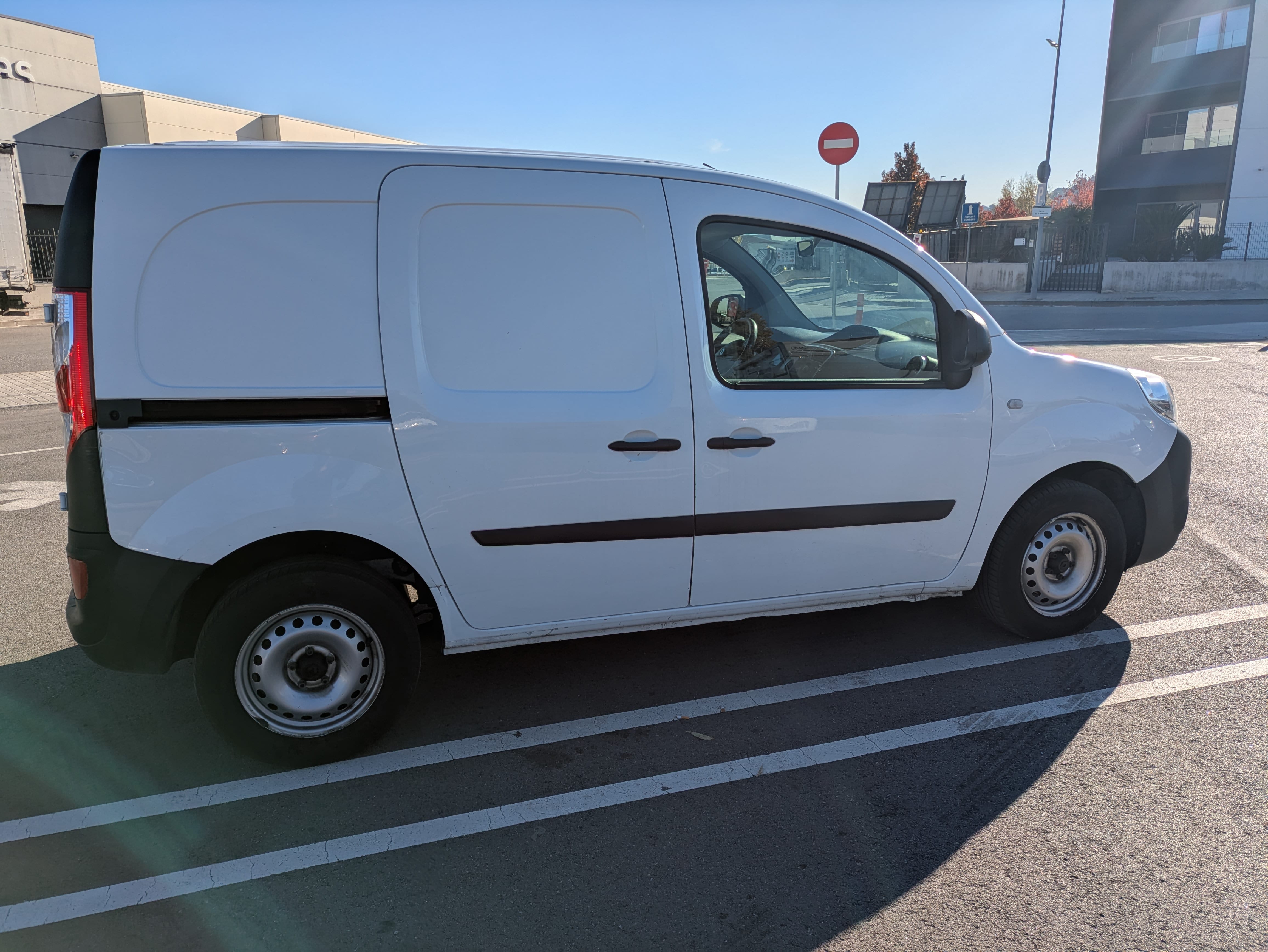 Renault Kangoo Van con Entrada de Audio/iPod