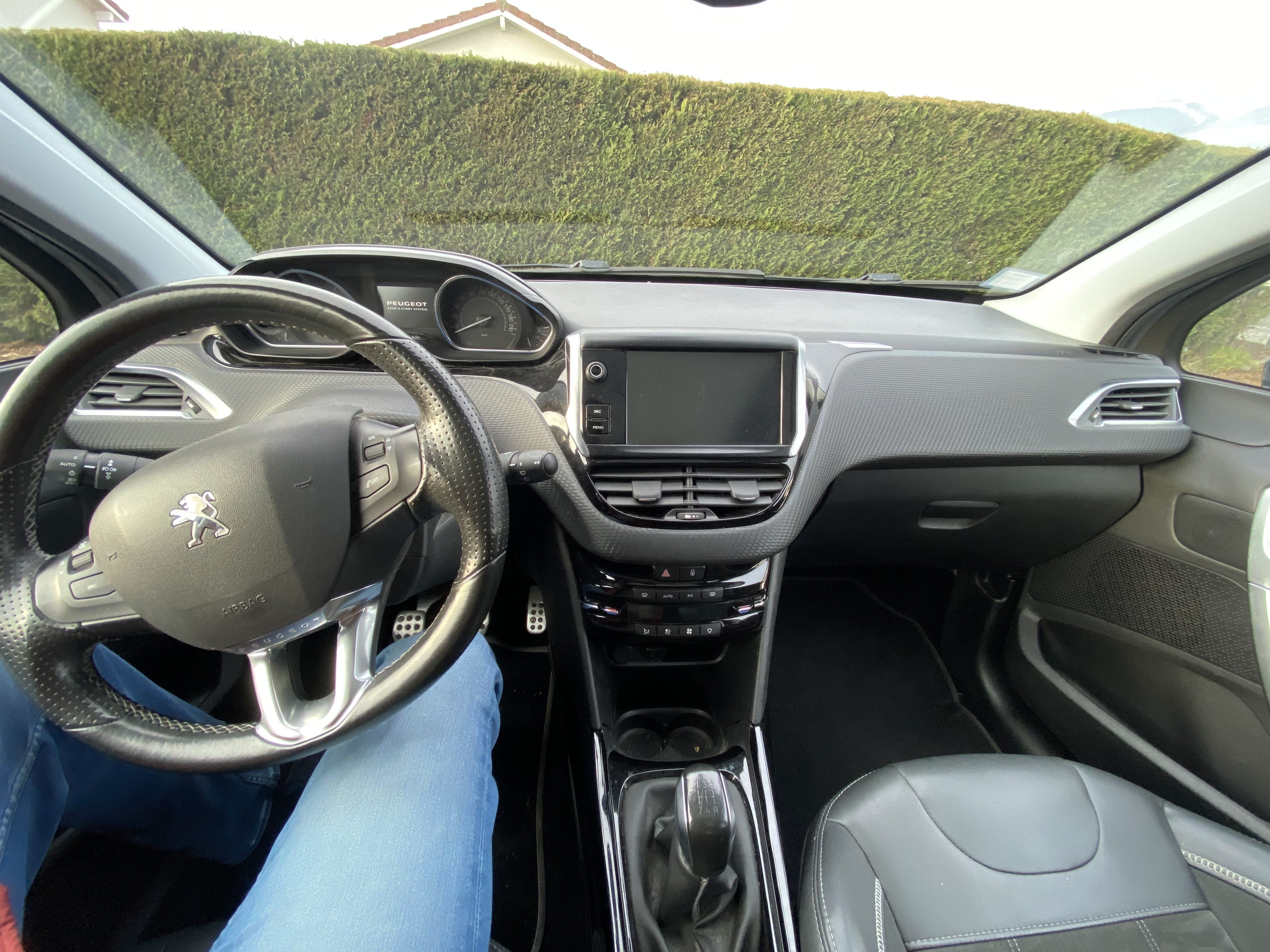 Peugeot 2008 avec GPS