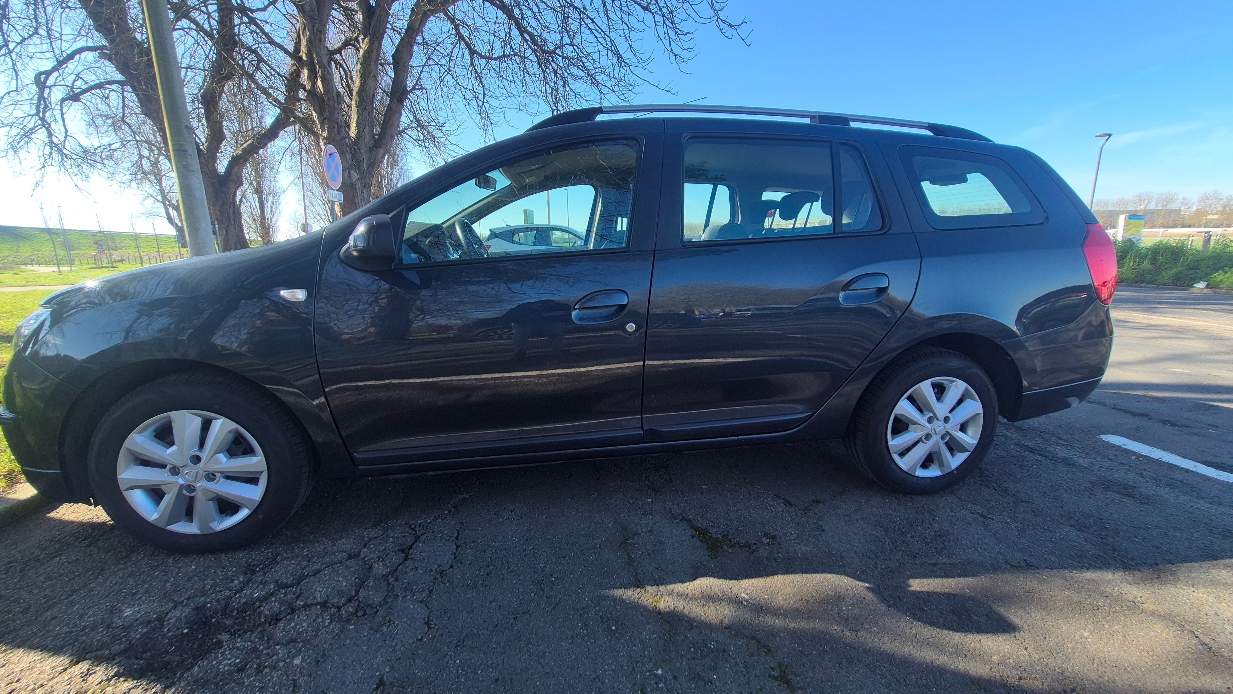 Dacia Logan MCV Sce 75 Lauréate avec Autoradio