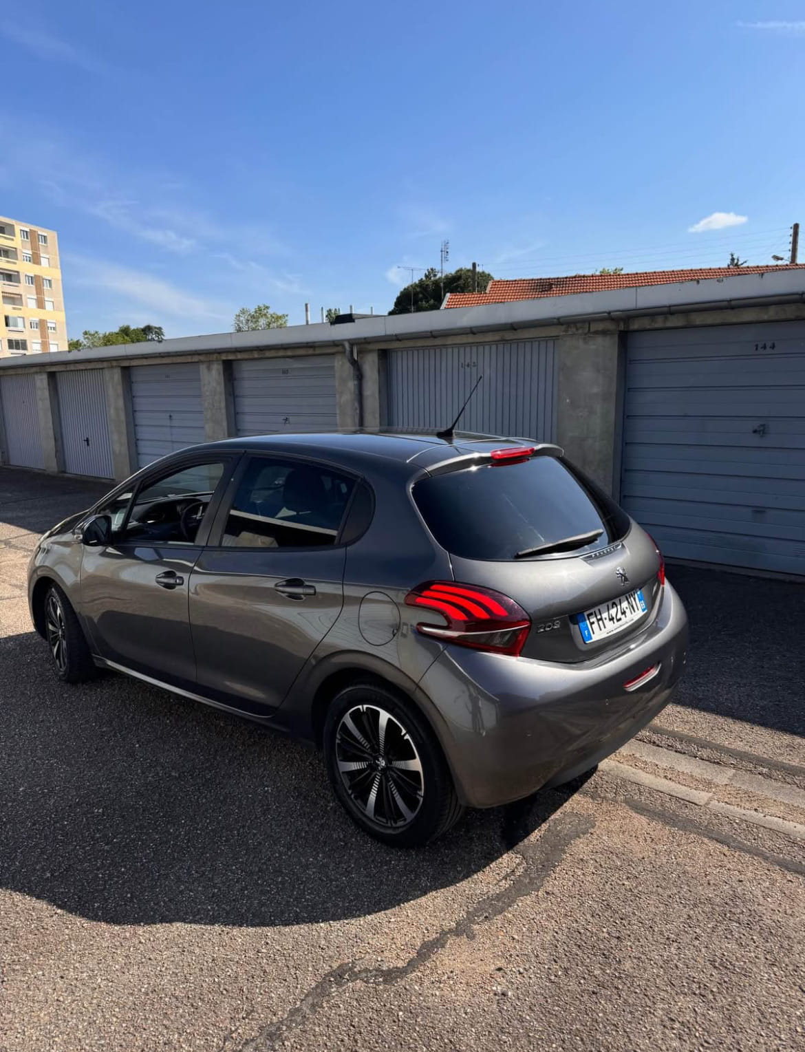 Peugeot 208 1.2 vti