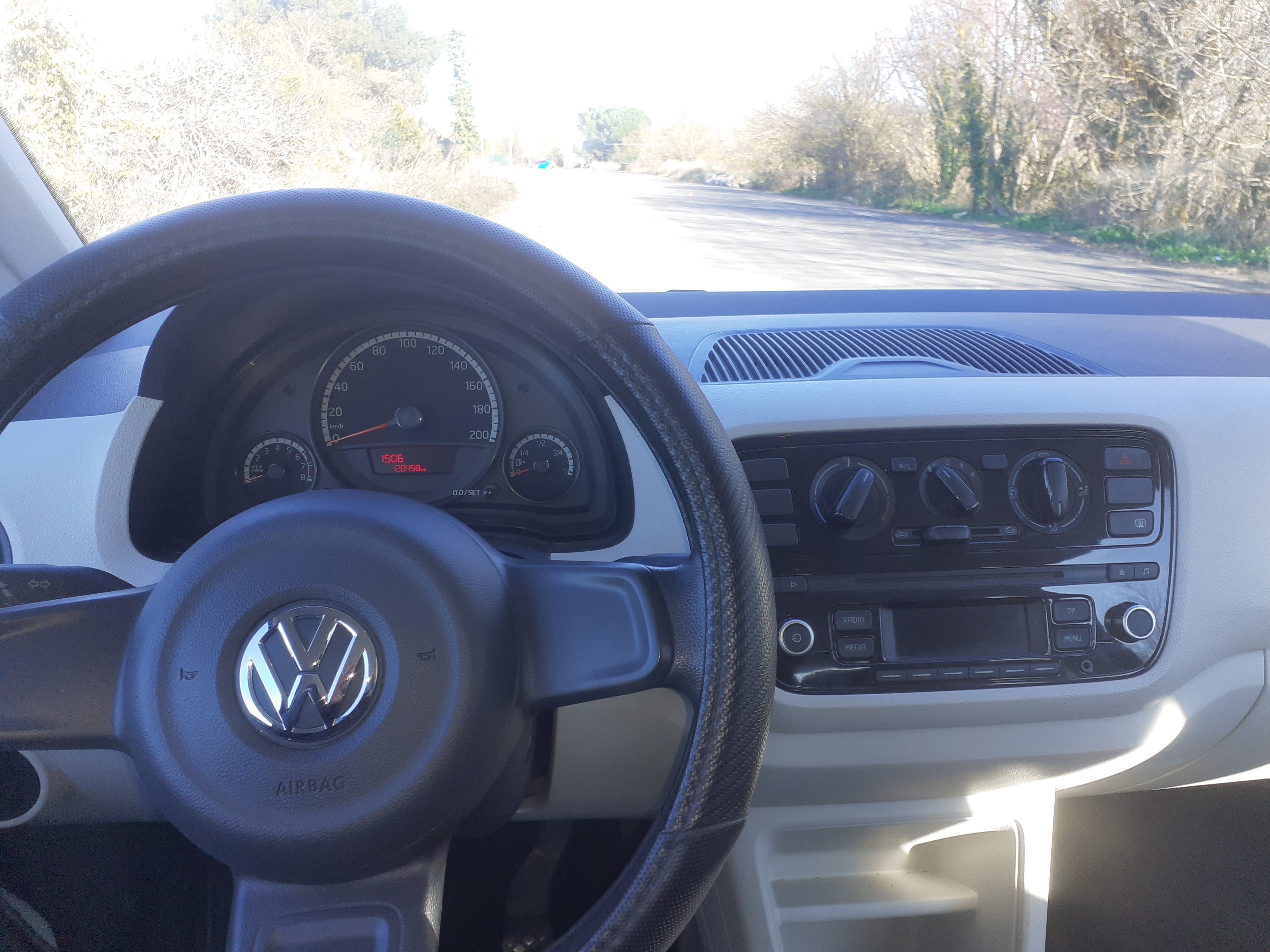 Volkswagen Up! avec Port USB