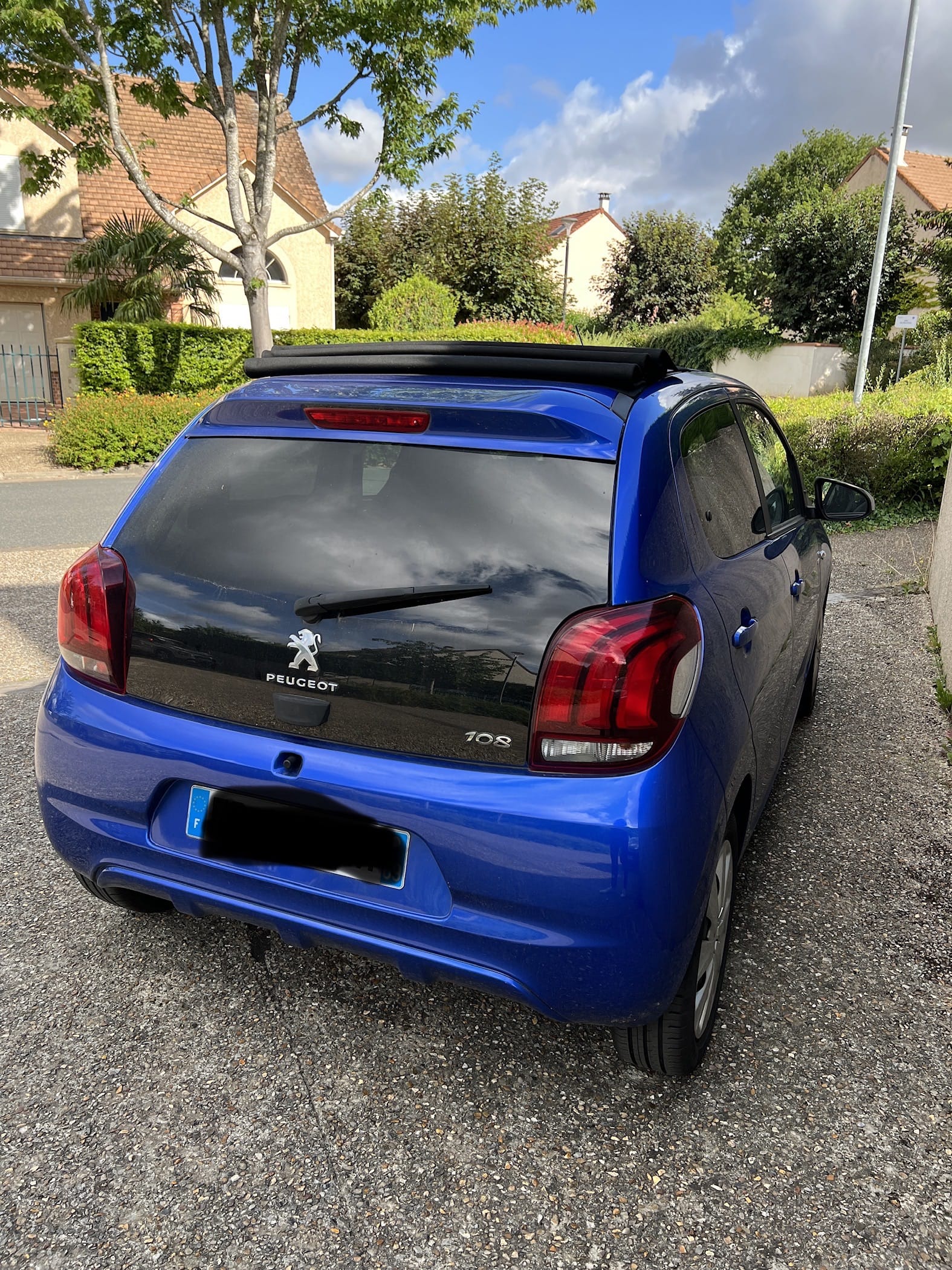 Peugeot 108 avec Siège bébé