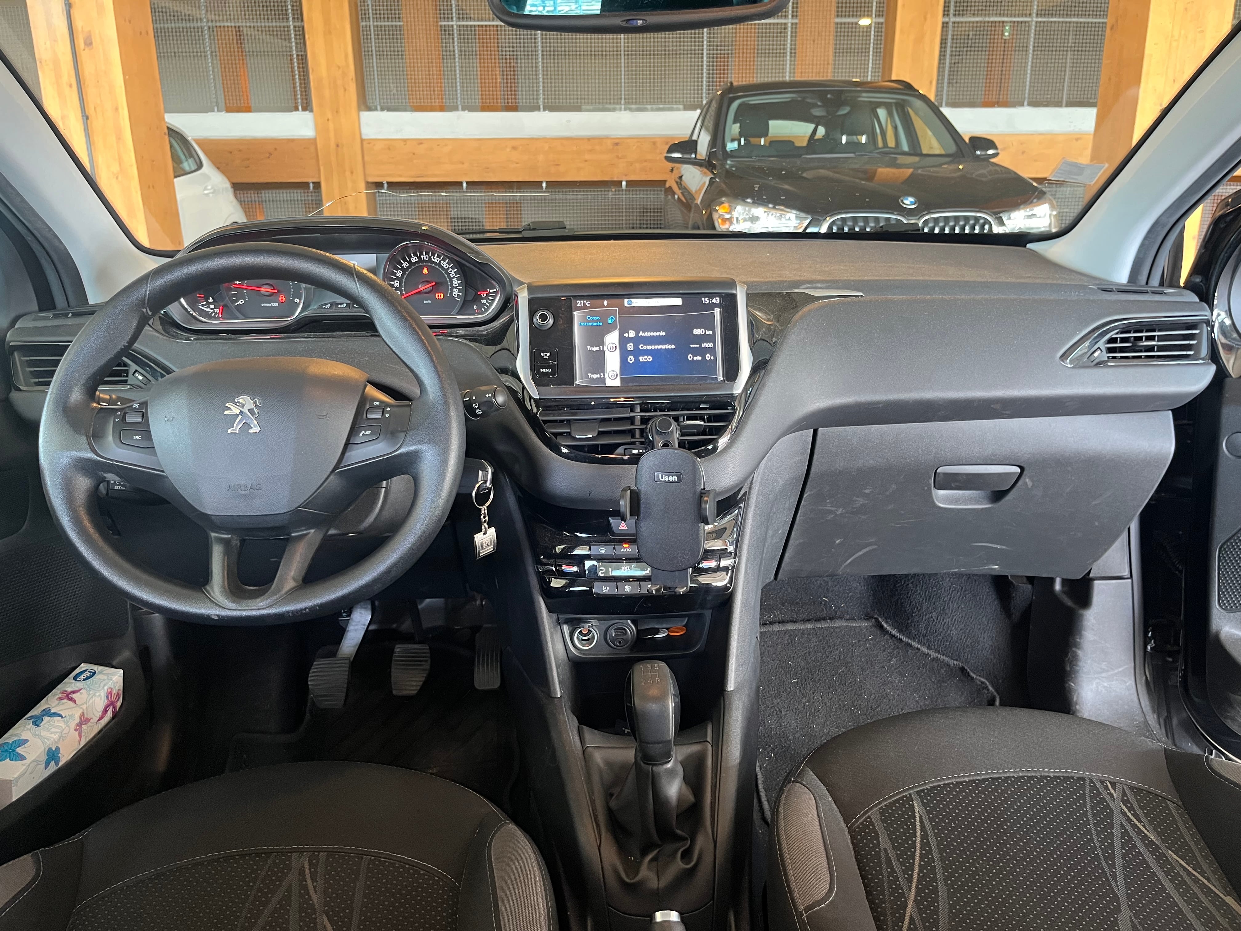 Peugeot 208 1.6 HDI mit Kindersitz