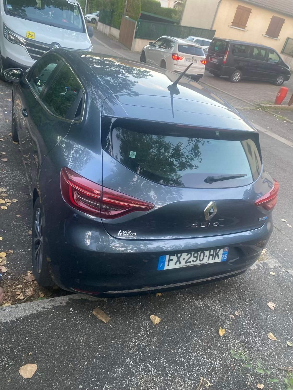 Renault Clio E-tech avec GPS