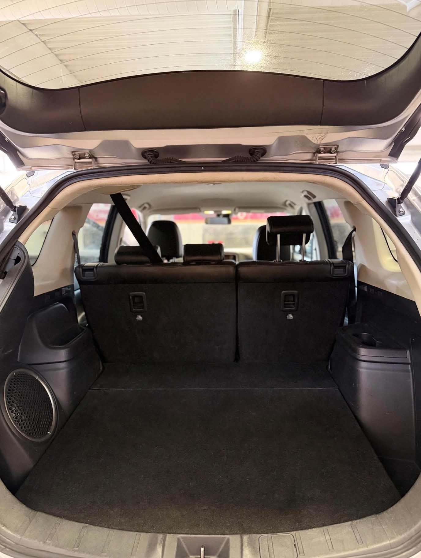 Mitsubishi Outlander Hybrid with Cruise control
