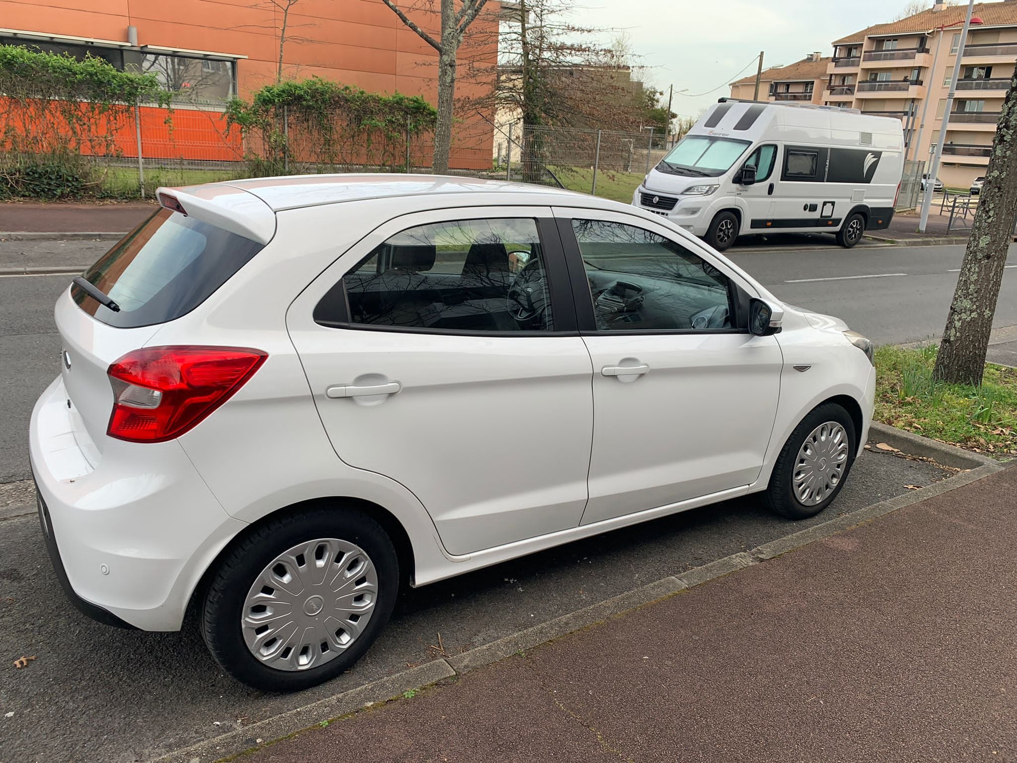 Ford KA+ avec Audio Bluetooth