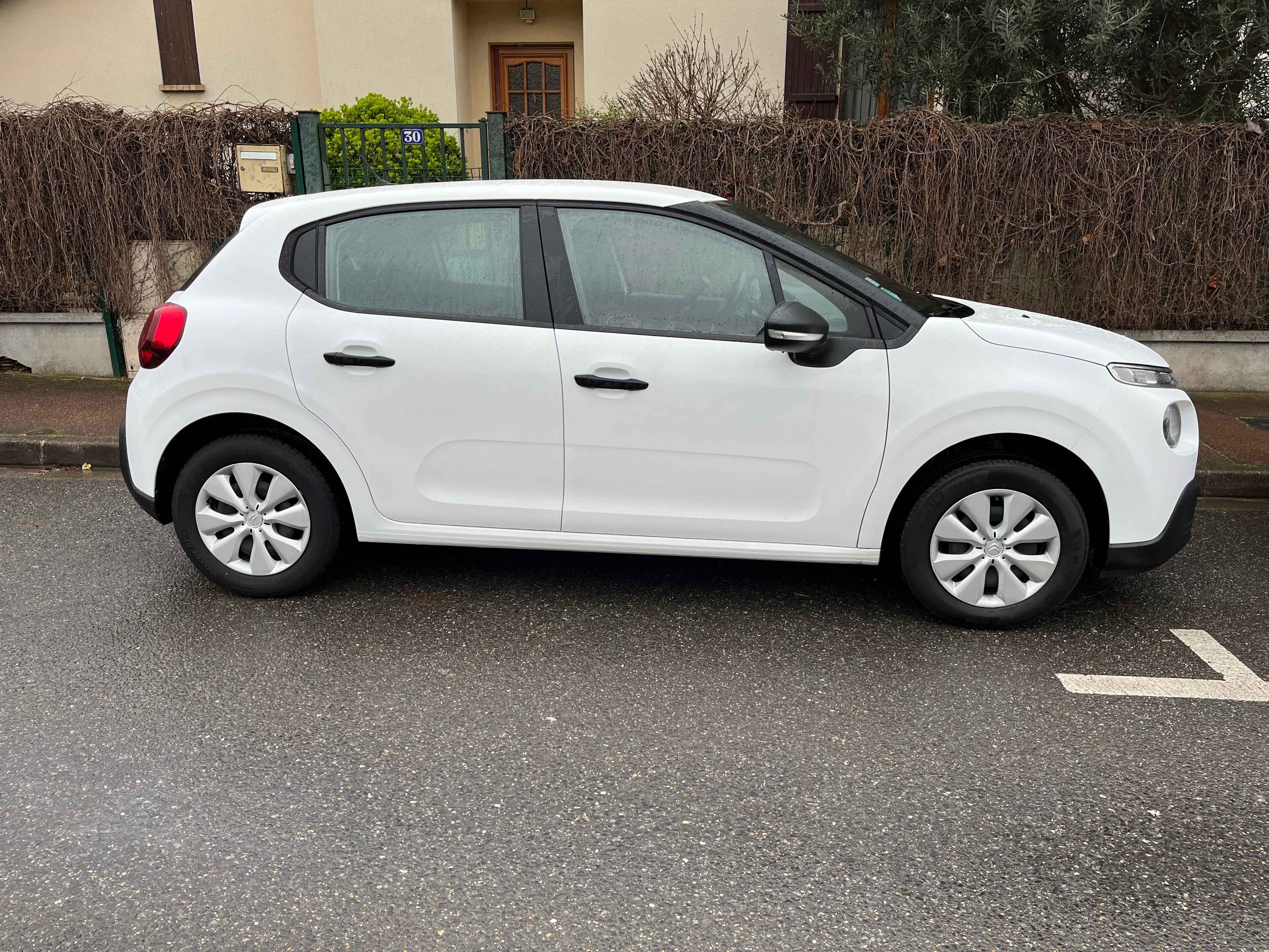 Citroen C3 avec Siège bébé