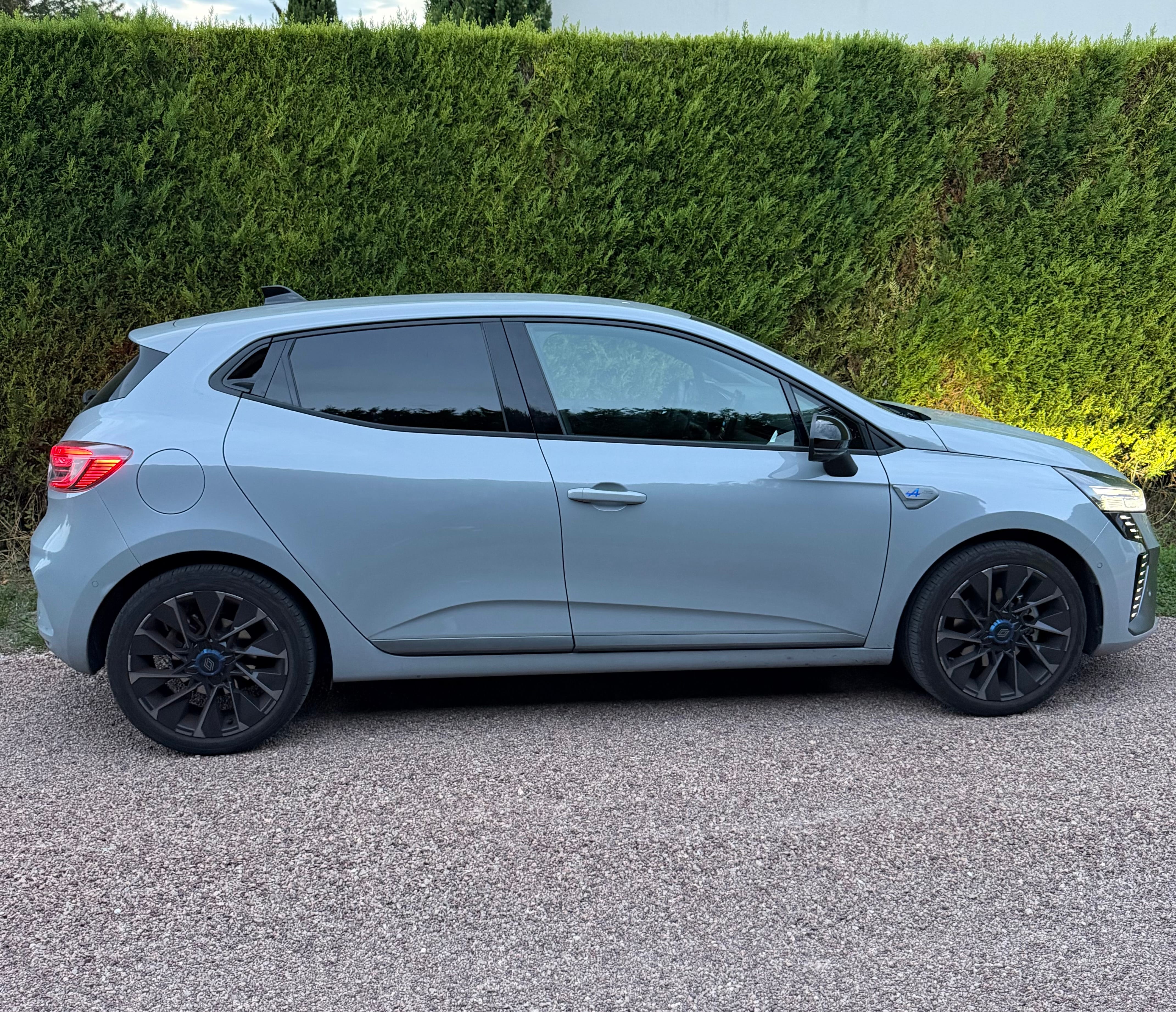 Renault Clio E-tech avec Climatisation