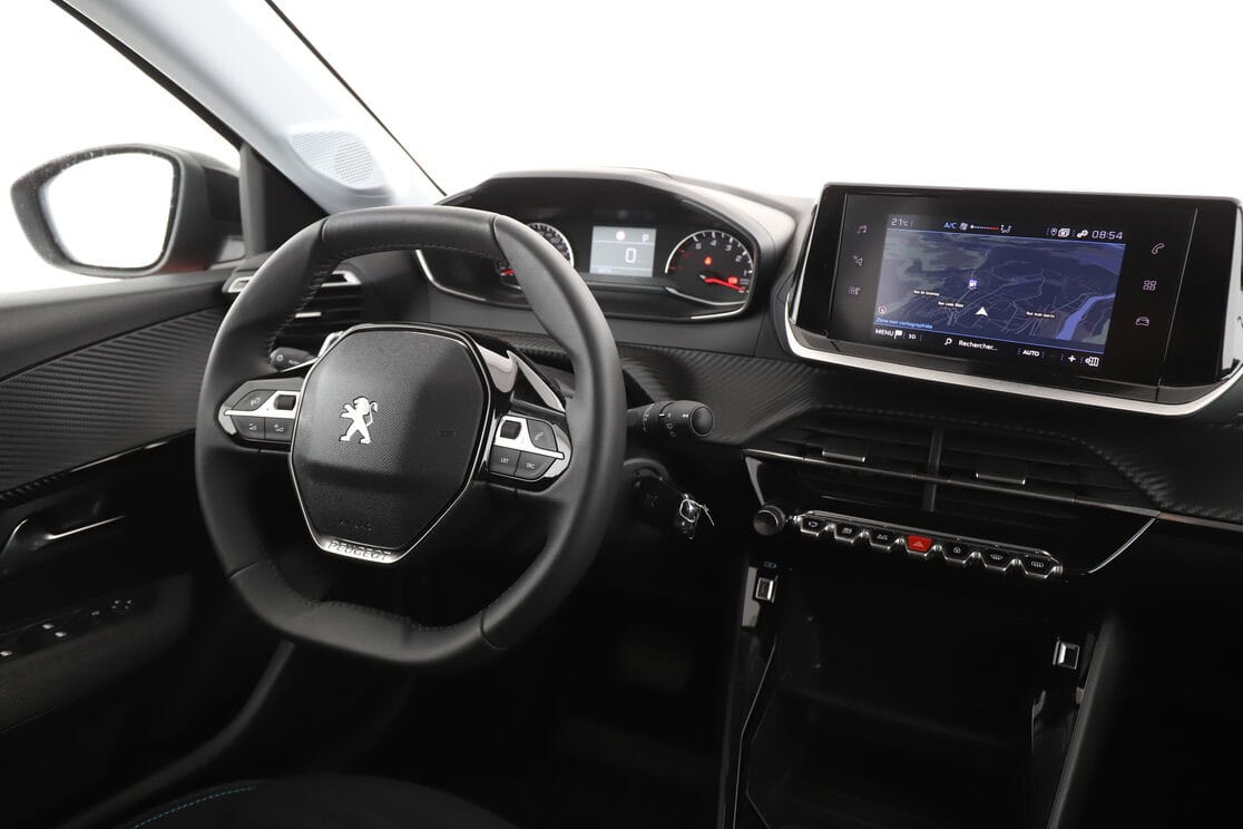 Peugeot 208 avec GPS