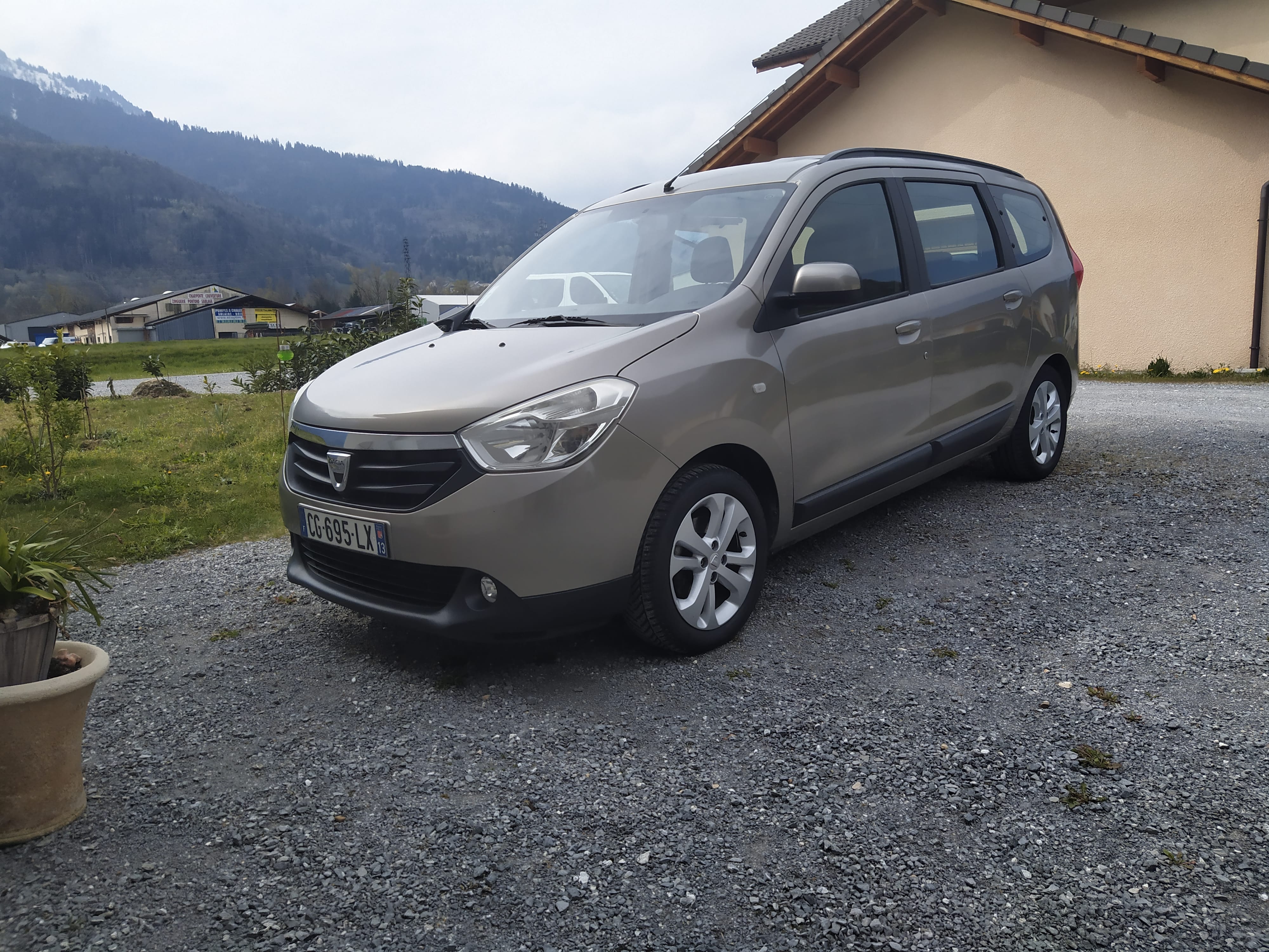 Dacia Lodgy, 2012, Diesel