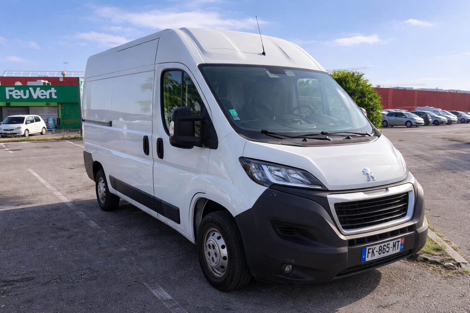 Peugeot Boxer Utilitaire L2H2 12m3 avec Climatisation