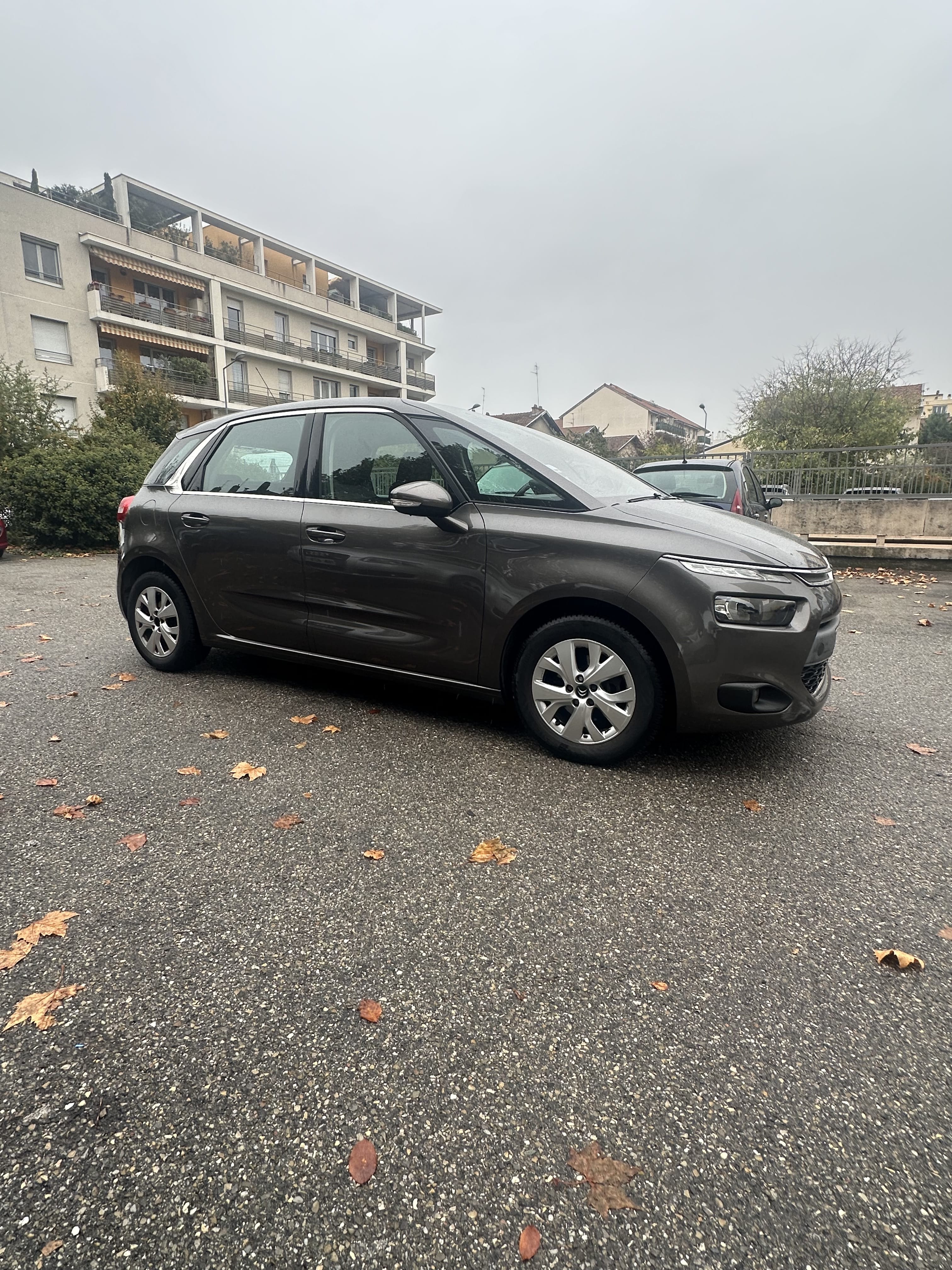 Citroen C4 Picasso avec GPS