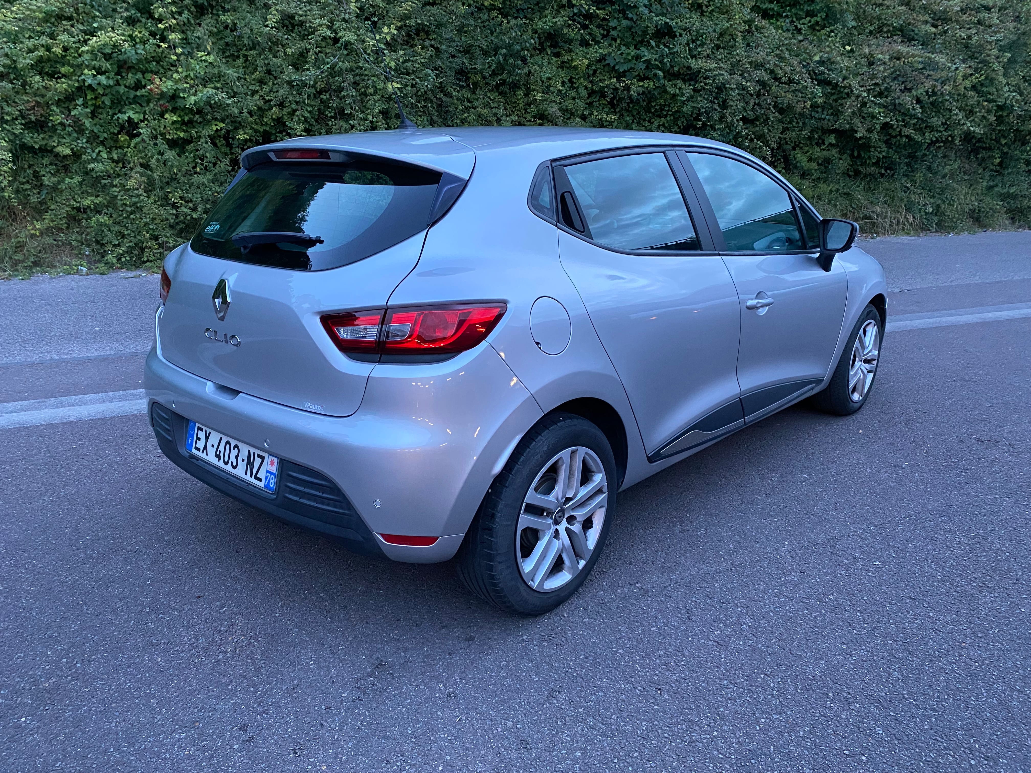 Renault Clio avec GPS