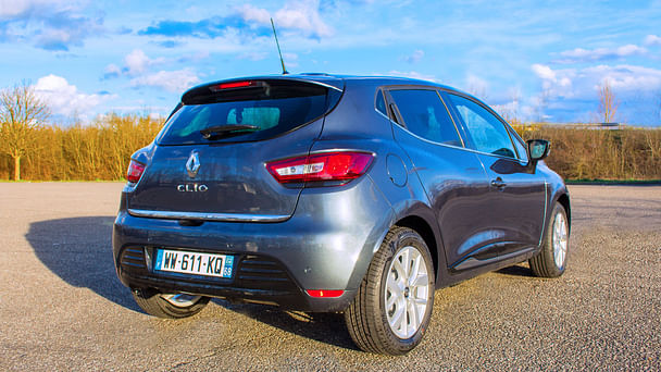 Renault Clio 90CH - Gris/Clim - 5 portes avec Régulateur de vitesse