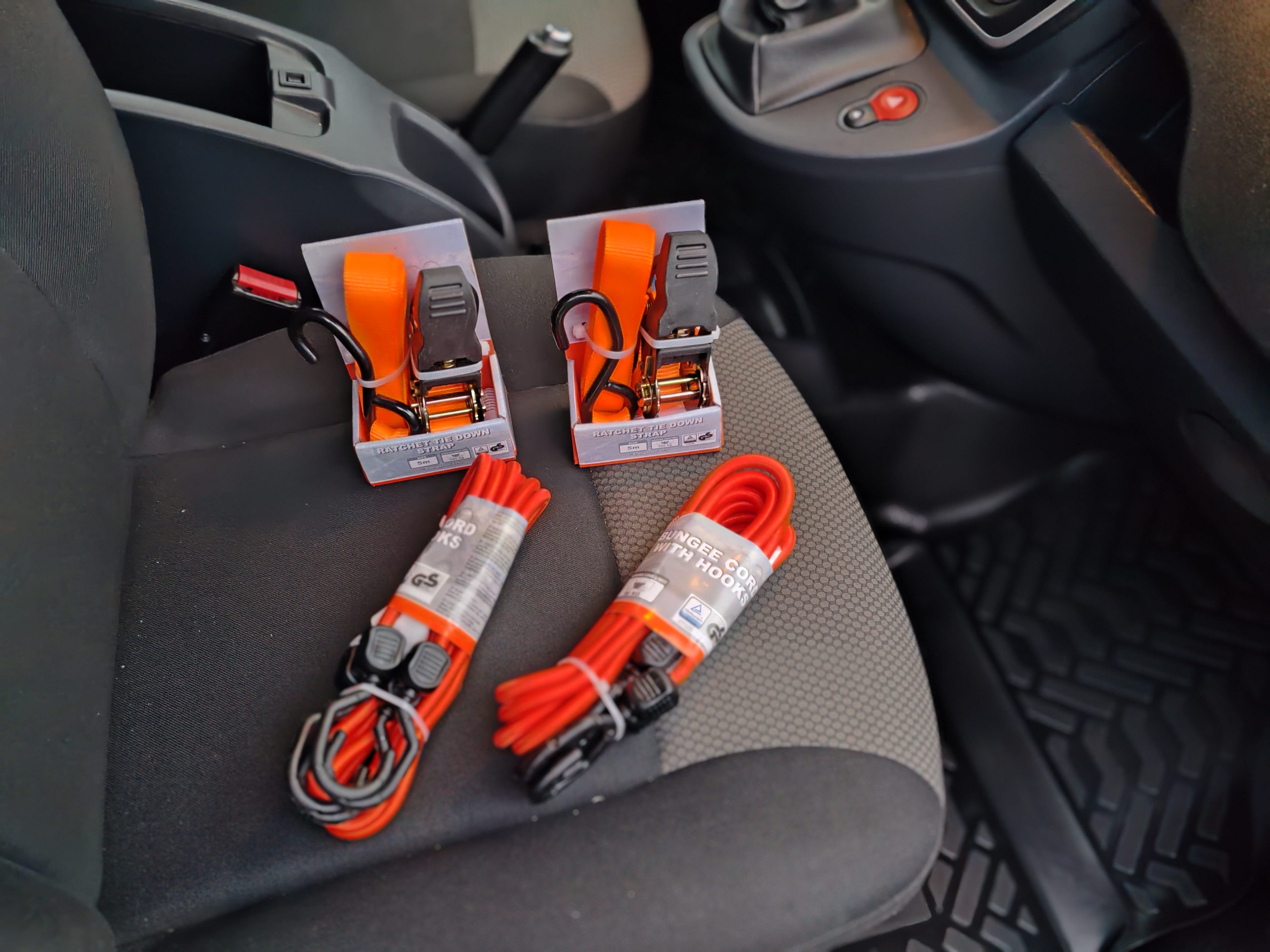 Renault Kangoo Express 4m3=modèle allongé+diable+plateau roulant+tendeurs+Sangles+couvertures