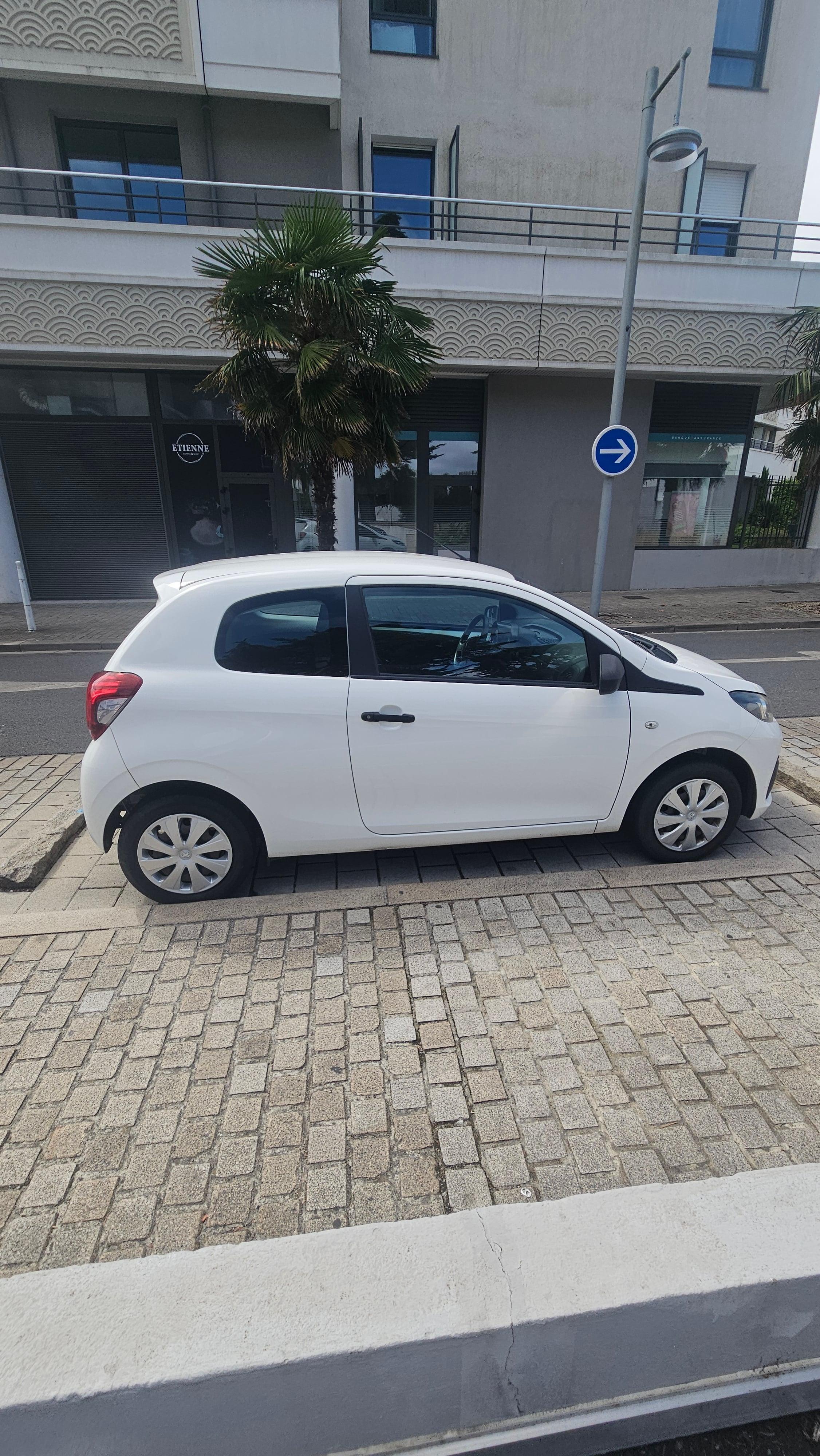 Peugeot 108 avec Port USB