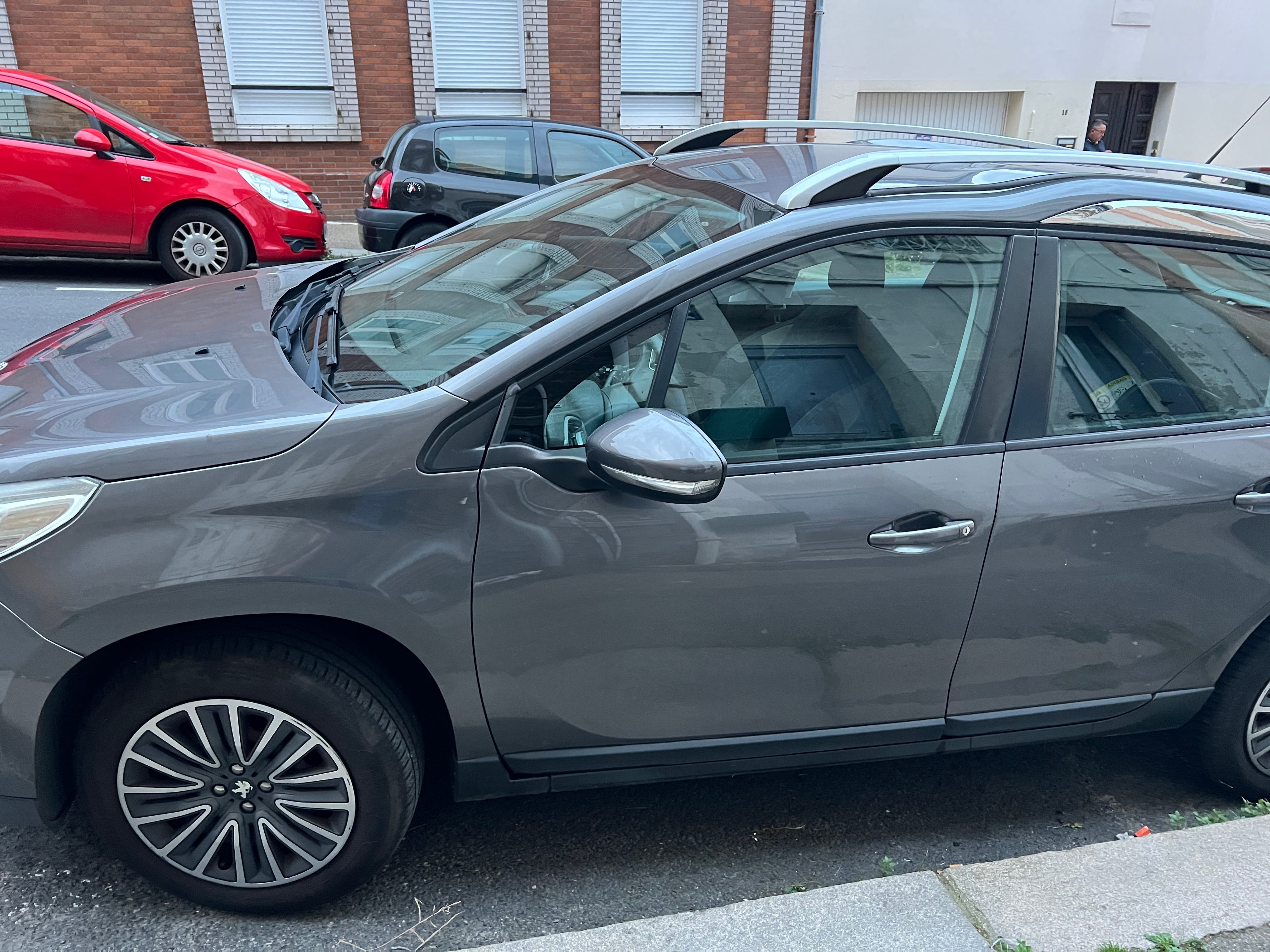 Peugeot 2008 avec Climatisation