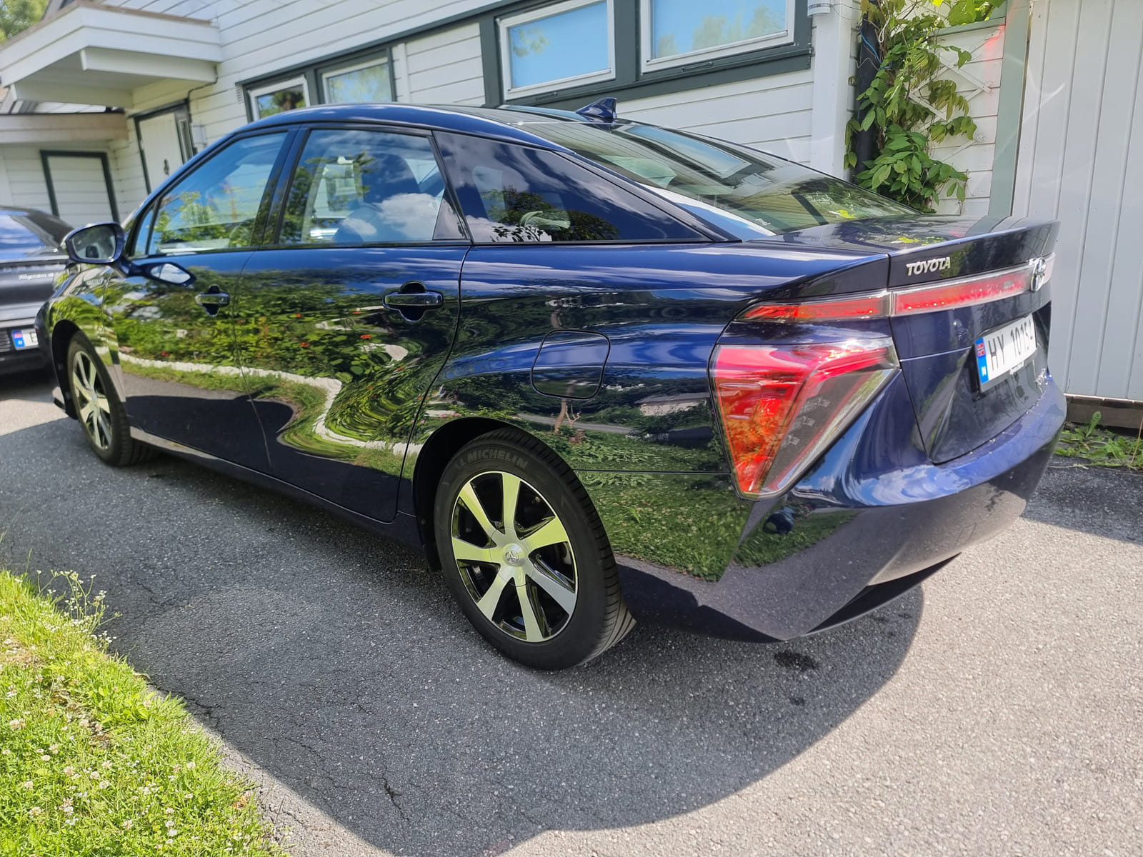 Toyota Mirai med Cruisekontroll