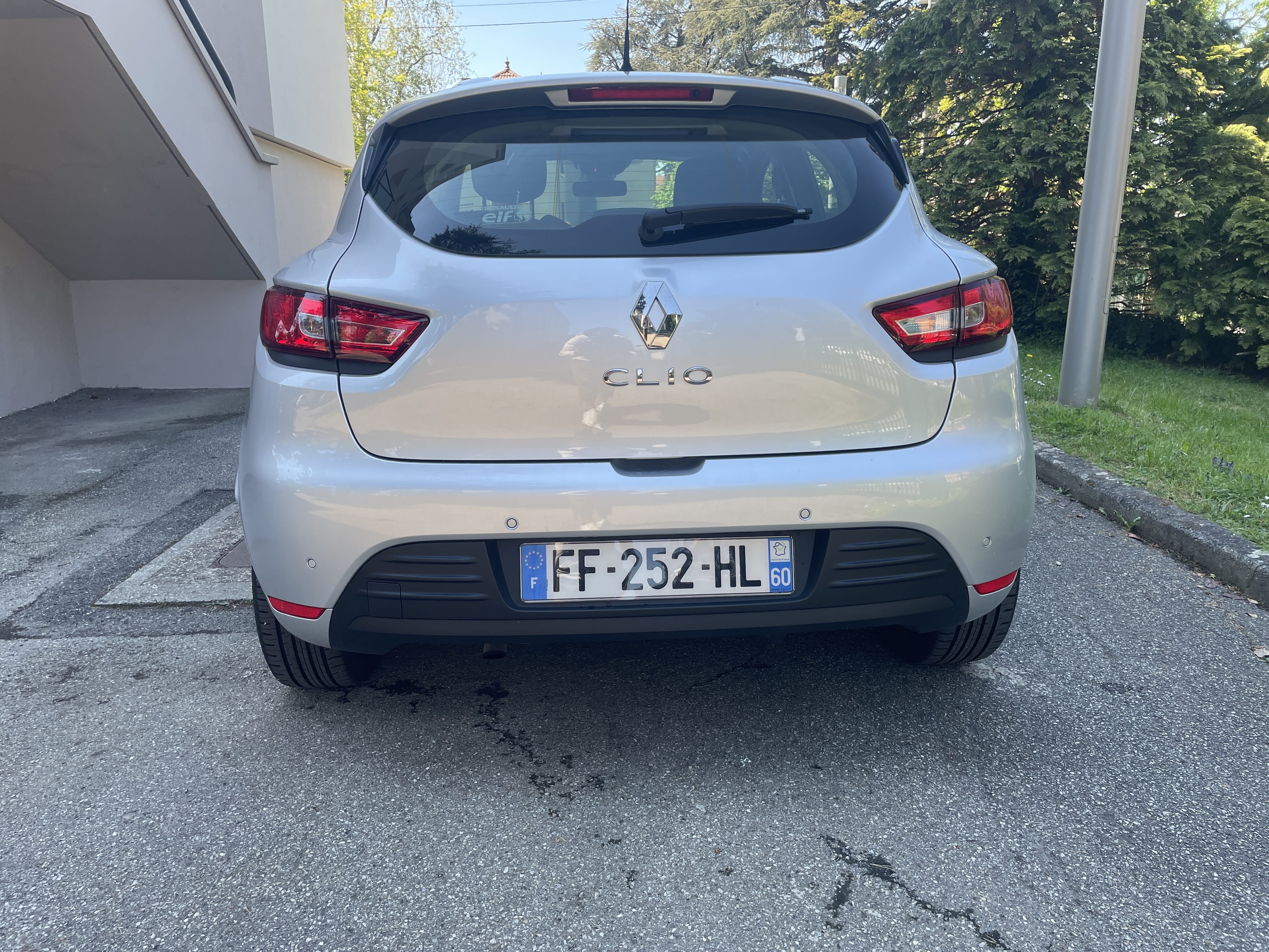 Renault Clio FF252HL avec Audio Bluetooth