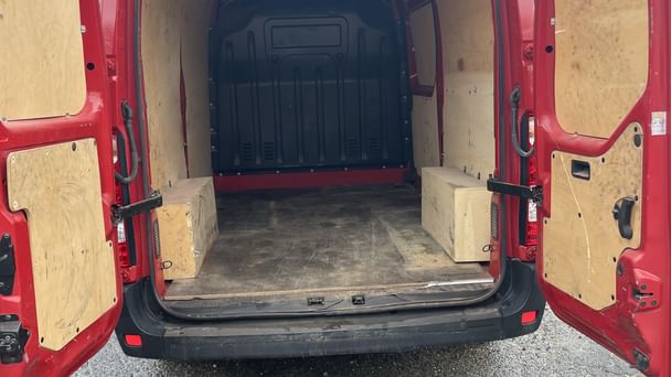Renault Master Renault Master L2H2 – Bordeaux - Grand volume, conduite facile avec permis B !