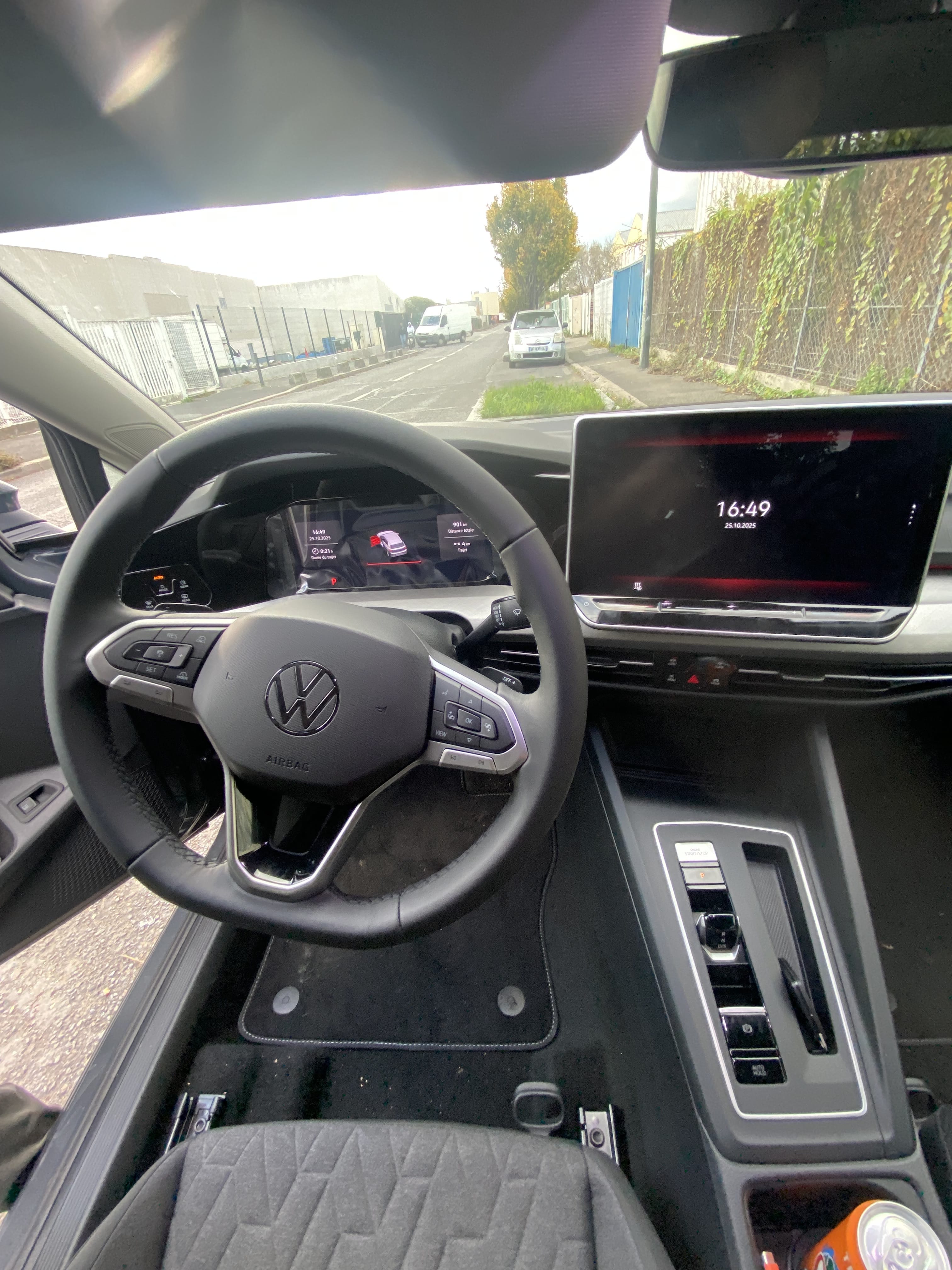 Volkswagen Golf avec Apple CarPlay