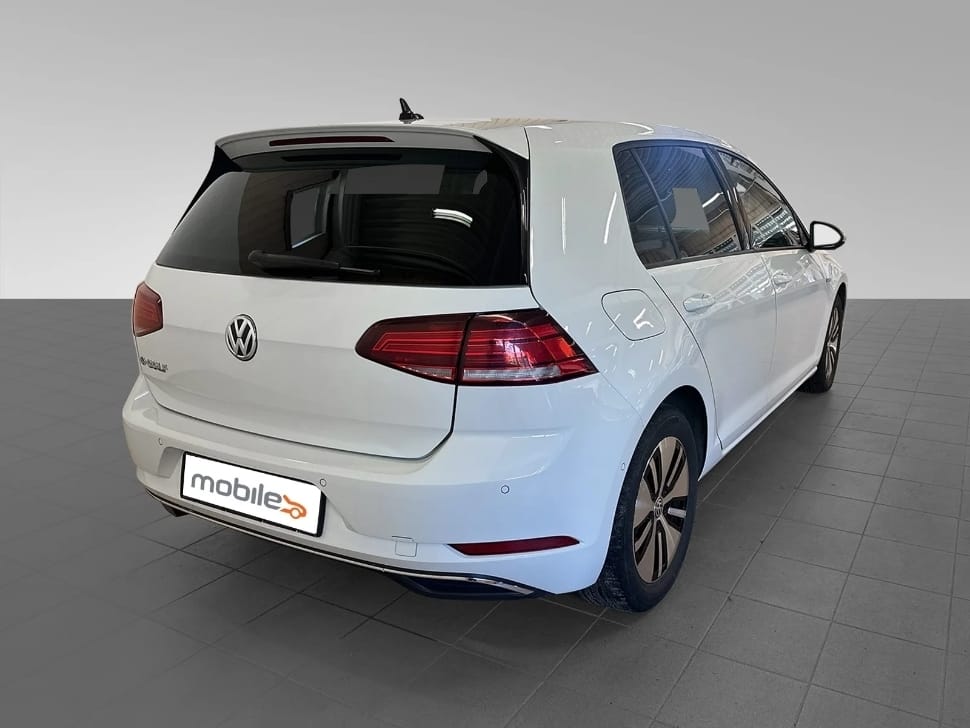 Volkswagen e-Golf met GPS
