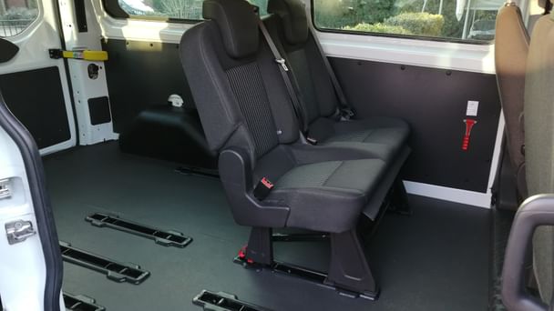 Ford Tourneo Custom 2.2 cdti 9sitzer mit Winterreifen