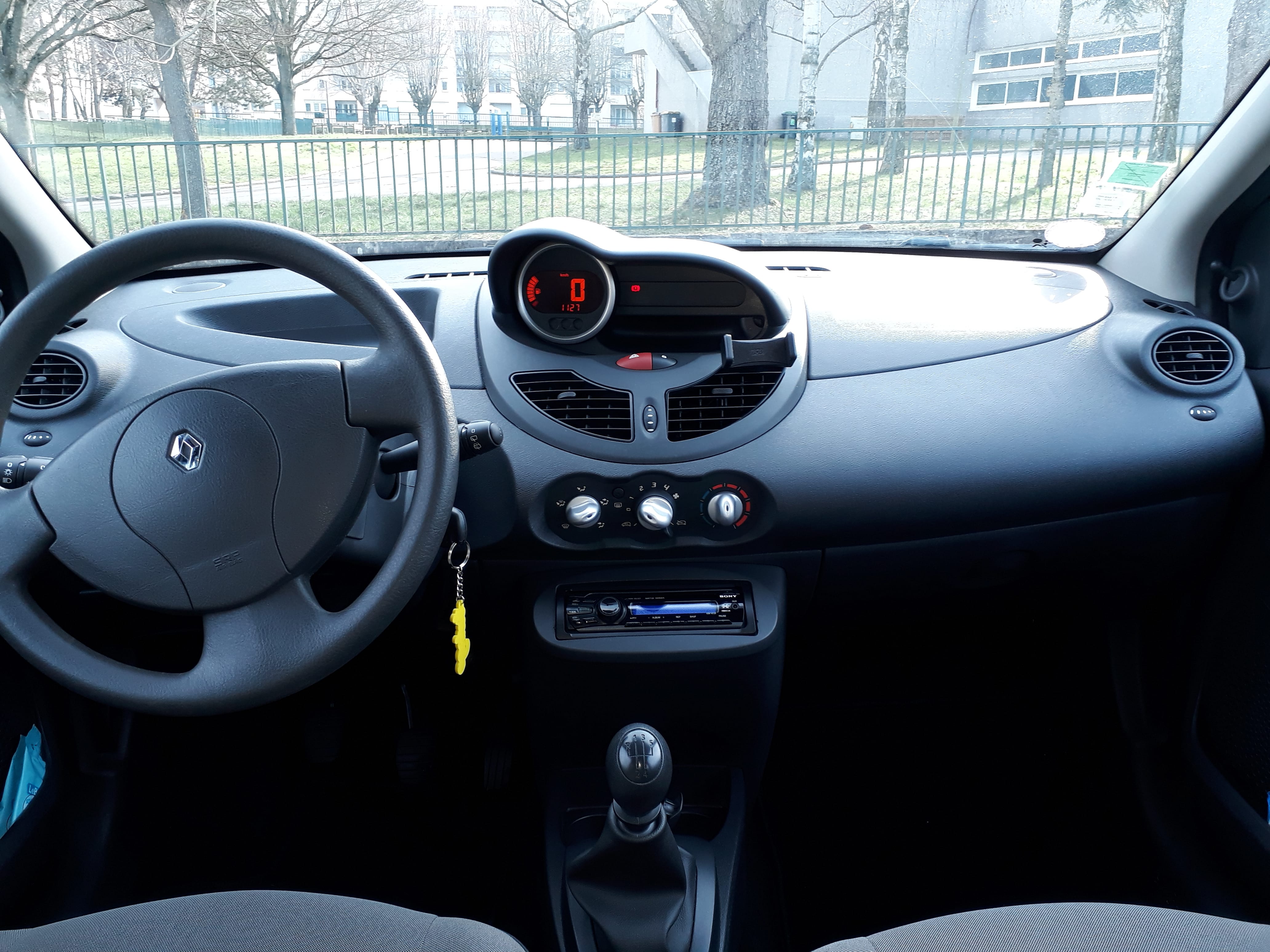 Renault Twingo II avec Pneus neige