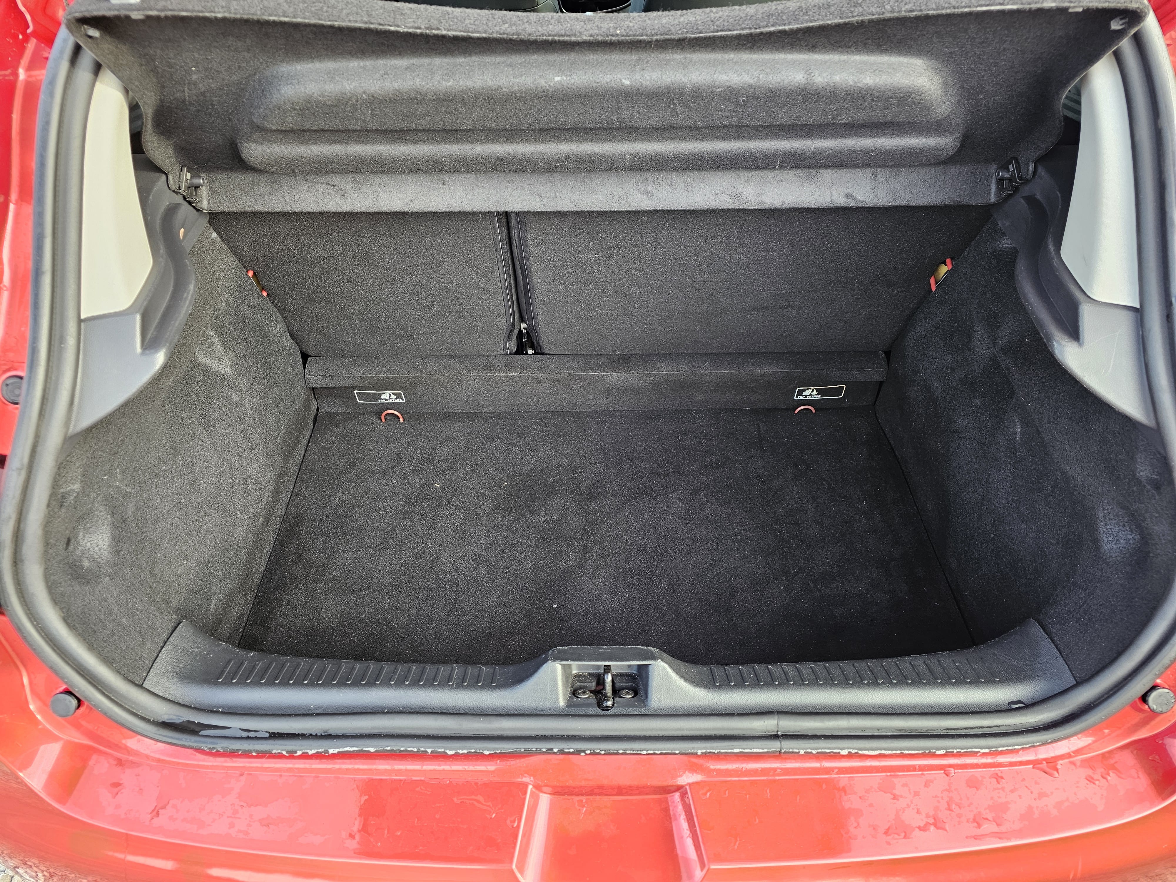 Renault Clio avec Entrée audio / iPod