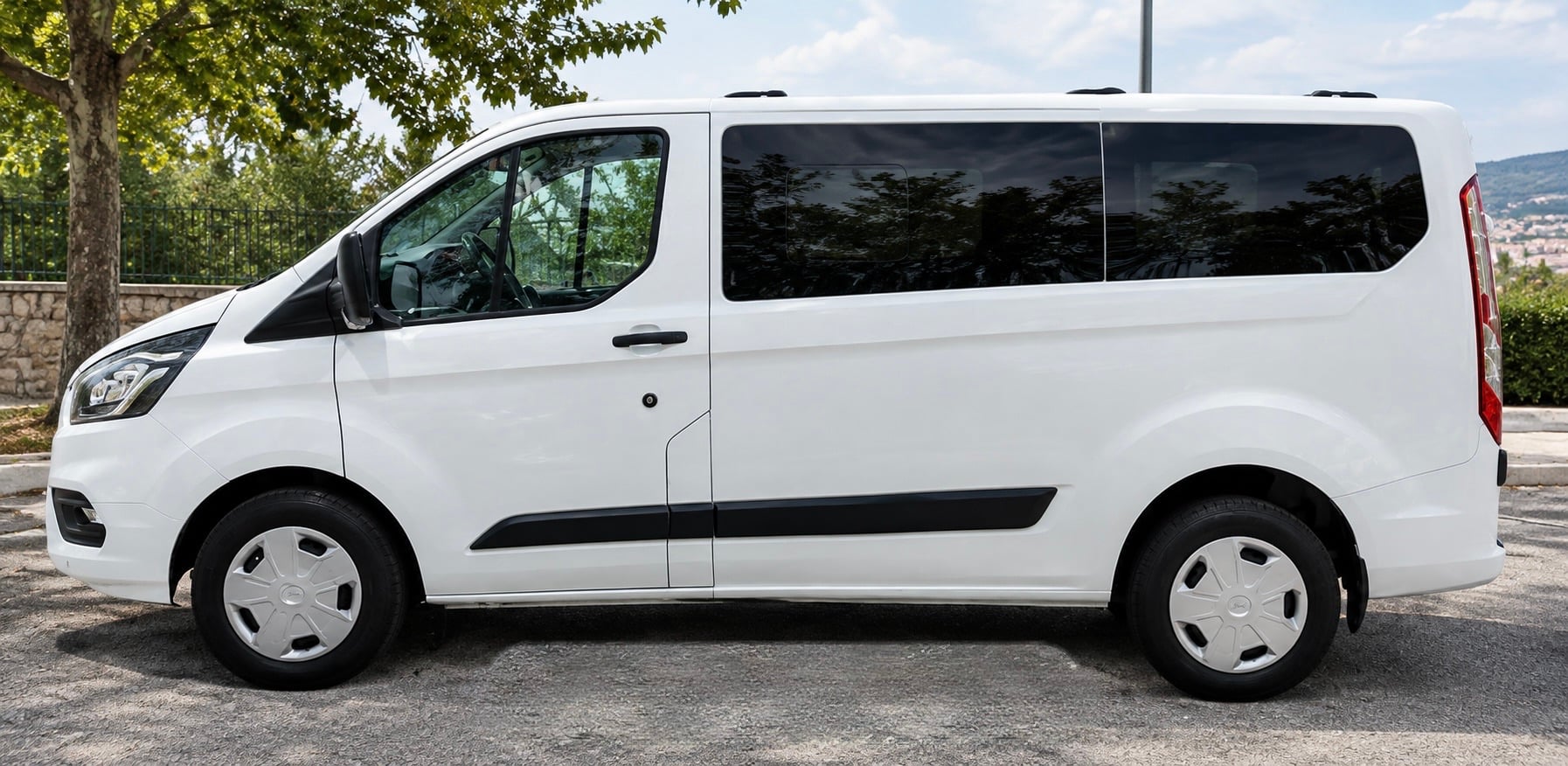 Ford Transit Custom Kombi con Aire acondicionado