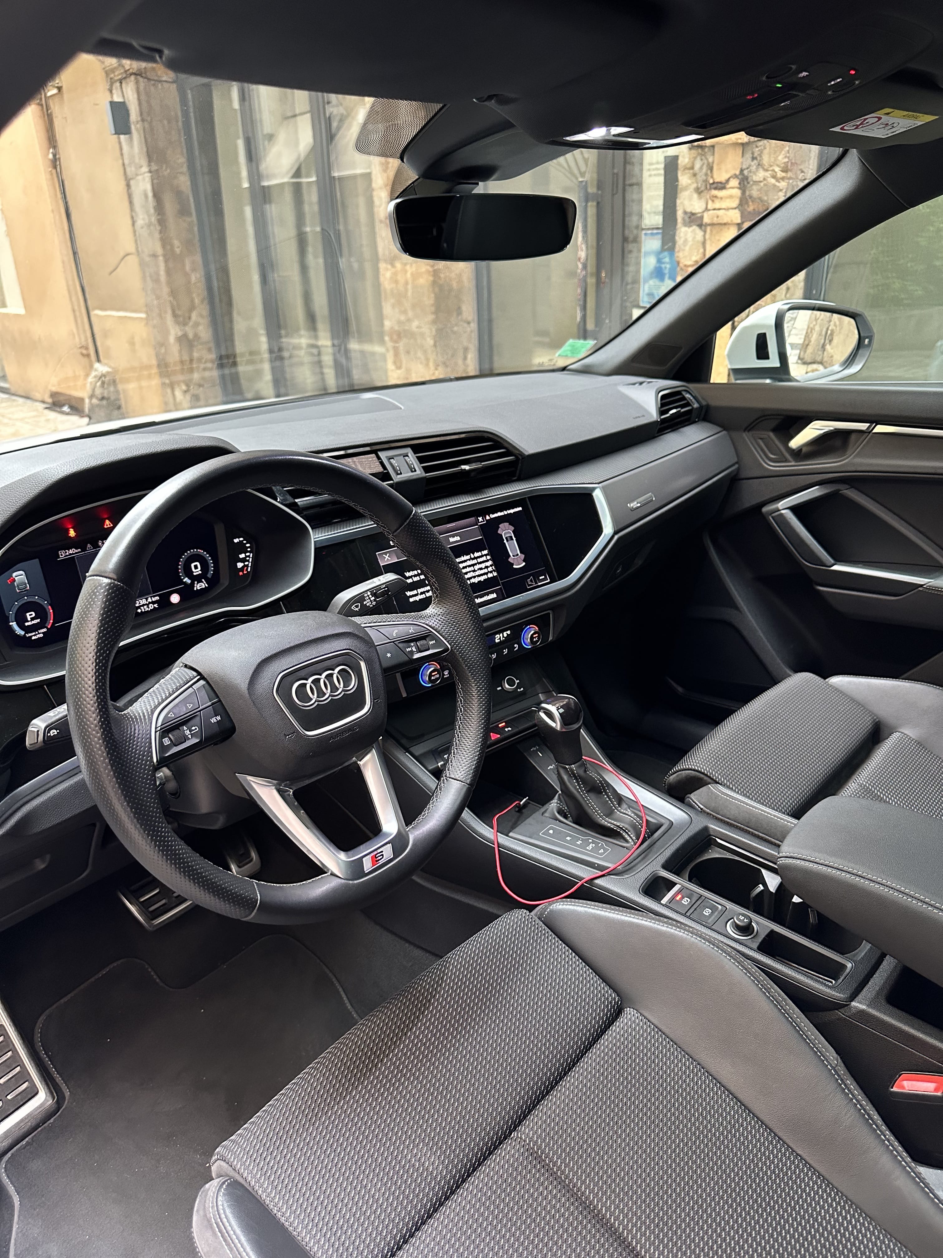 Audi Q3 Sportback S Line avec GPS