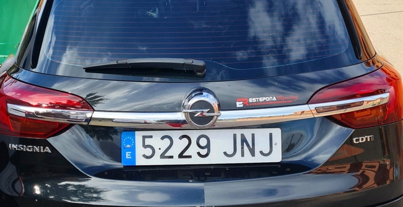 Opel Insignia Sports Tourer con GPS