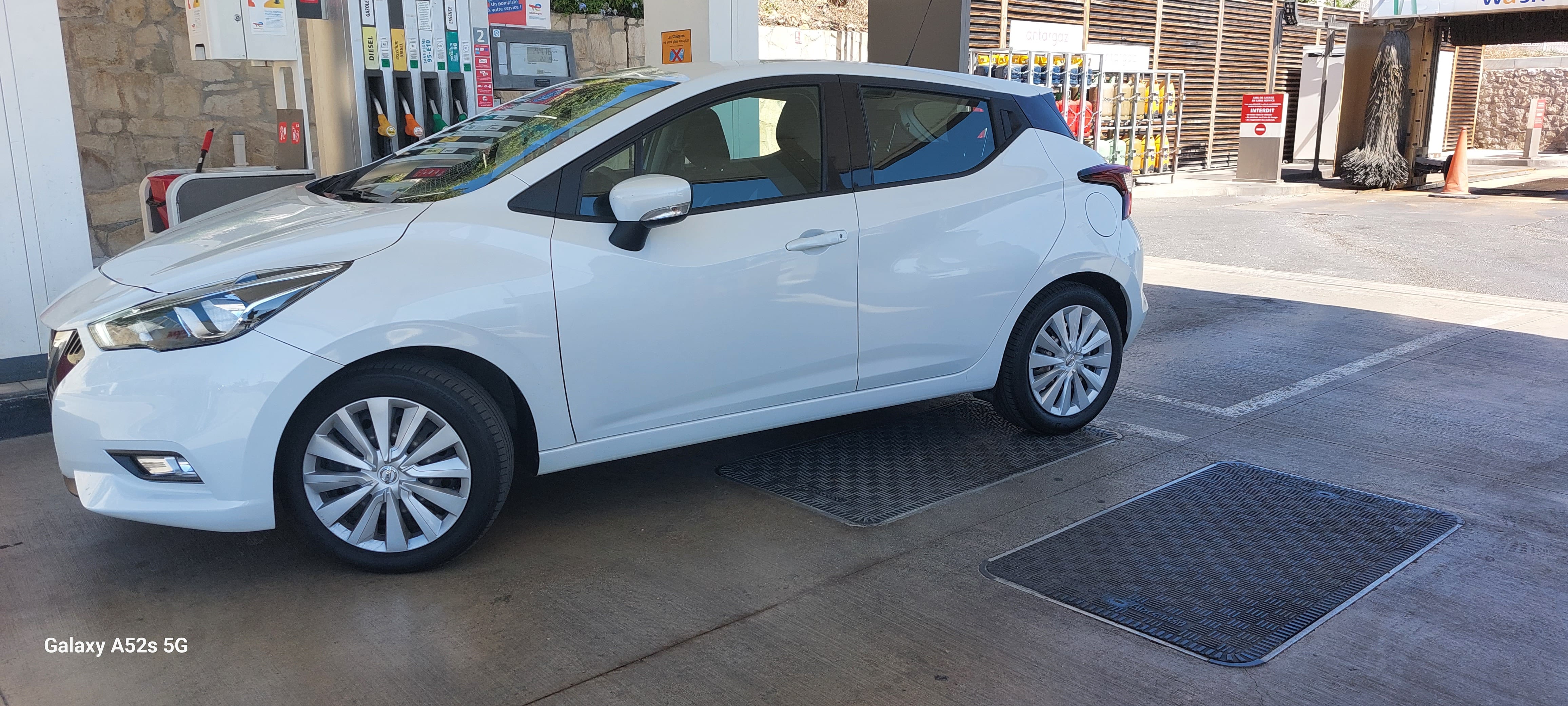 Nissan Micra ESSENCE    SP 95 avec Climatisation