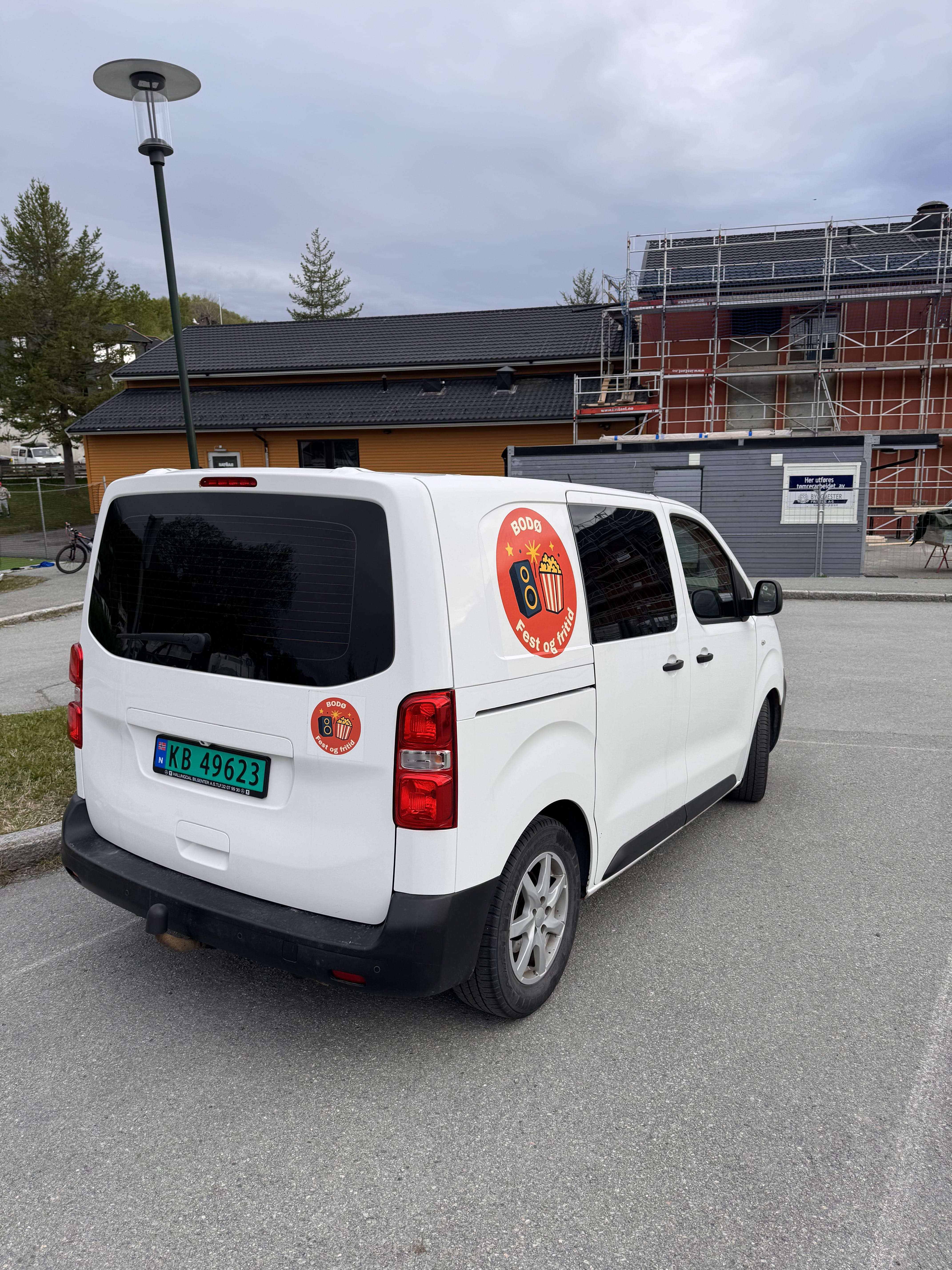 Peugeot Expert with Backup camera
