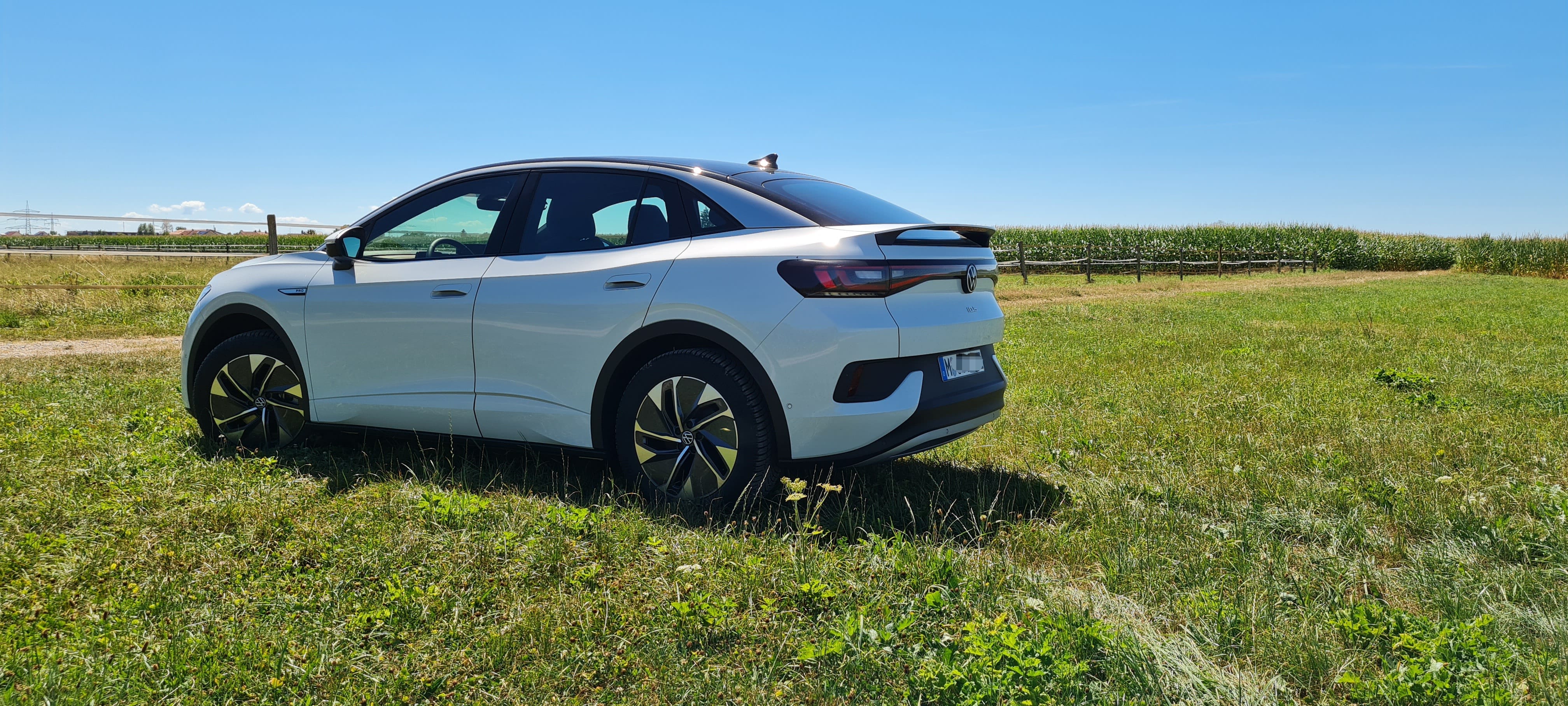 Volkswagen ID.5 Pro Performance mit Navigationsgerät