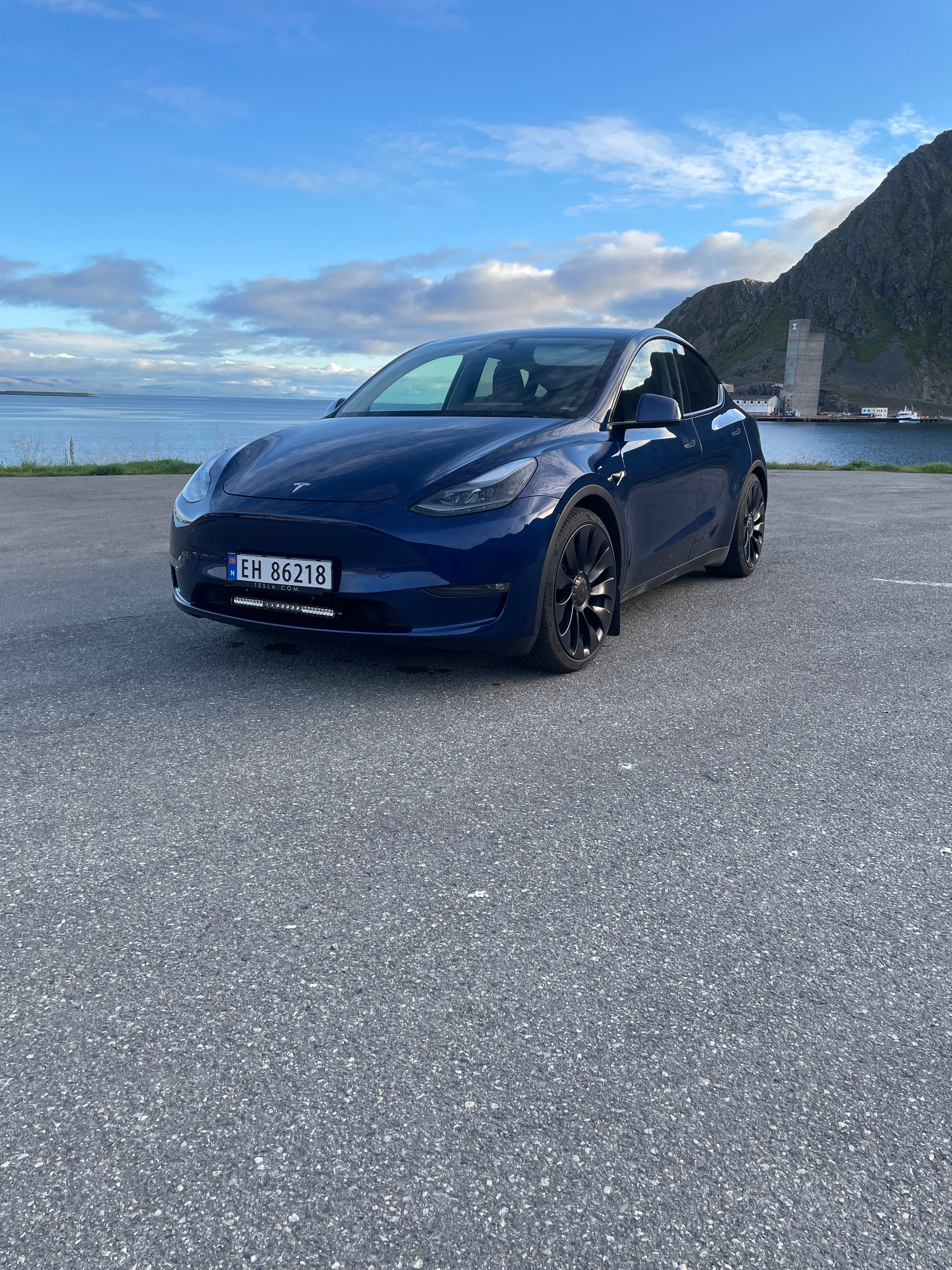 Tesla Model Y Performance, 2024, Elektrisk, automatisk