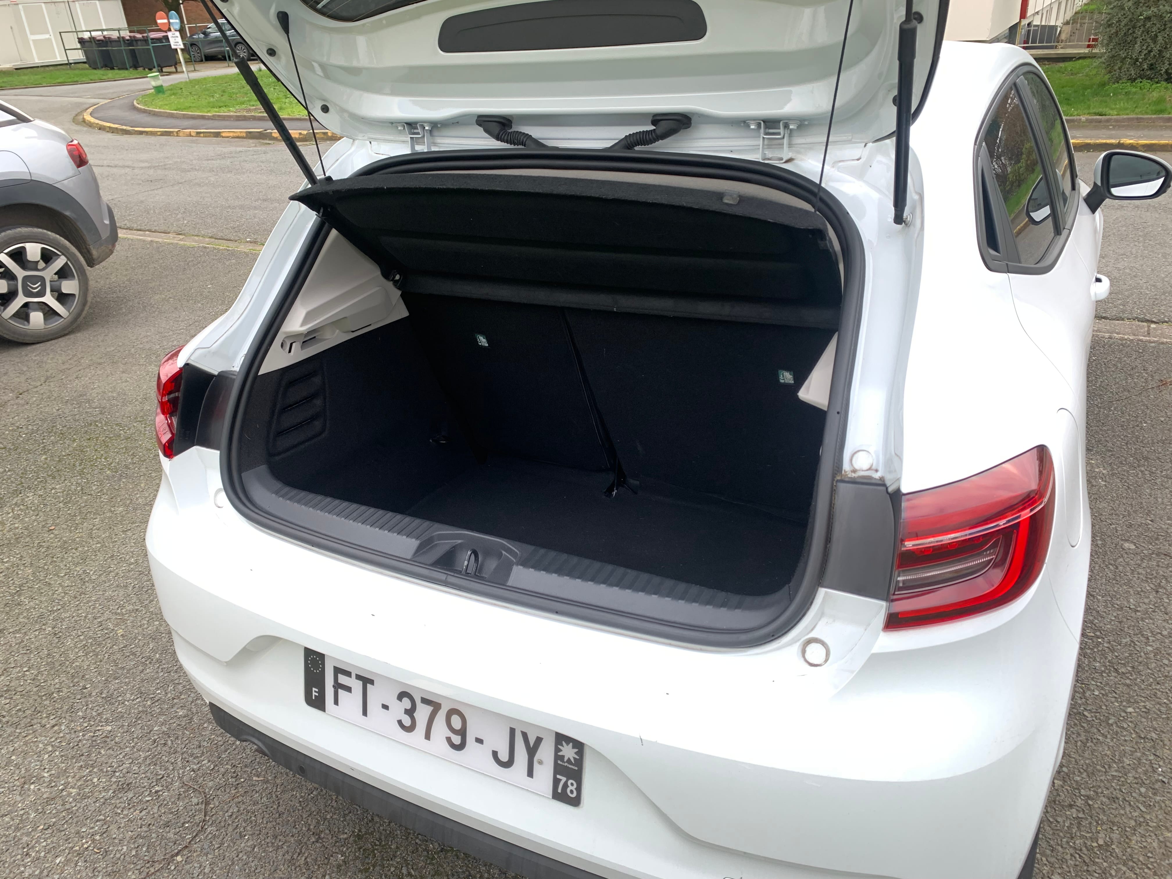 Renault Clio with Bluetooth audio