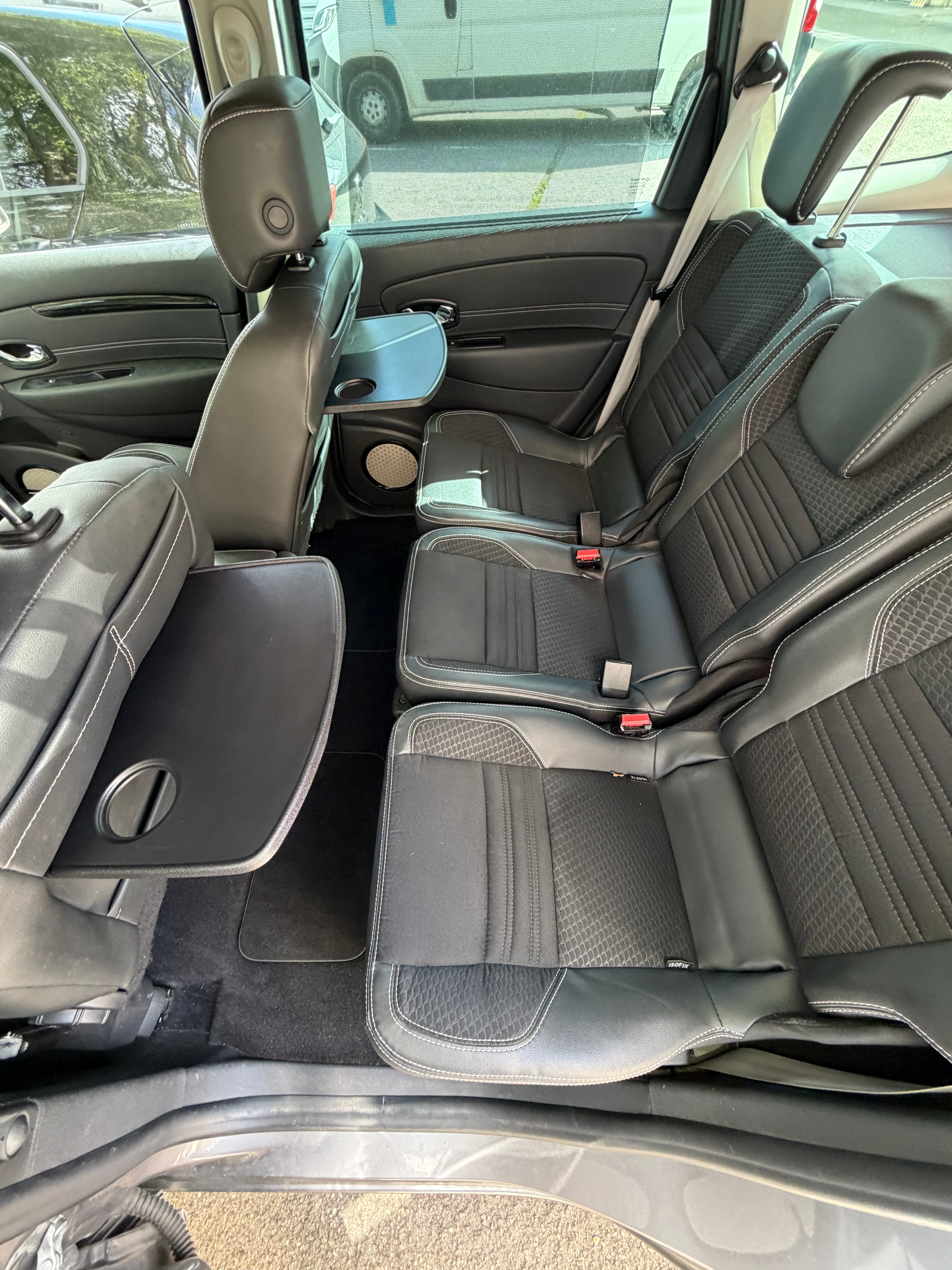 Renault Grand Scenic avec Autoradio