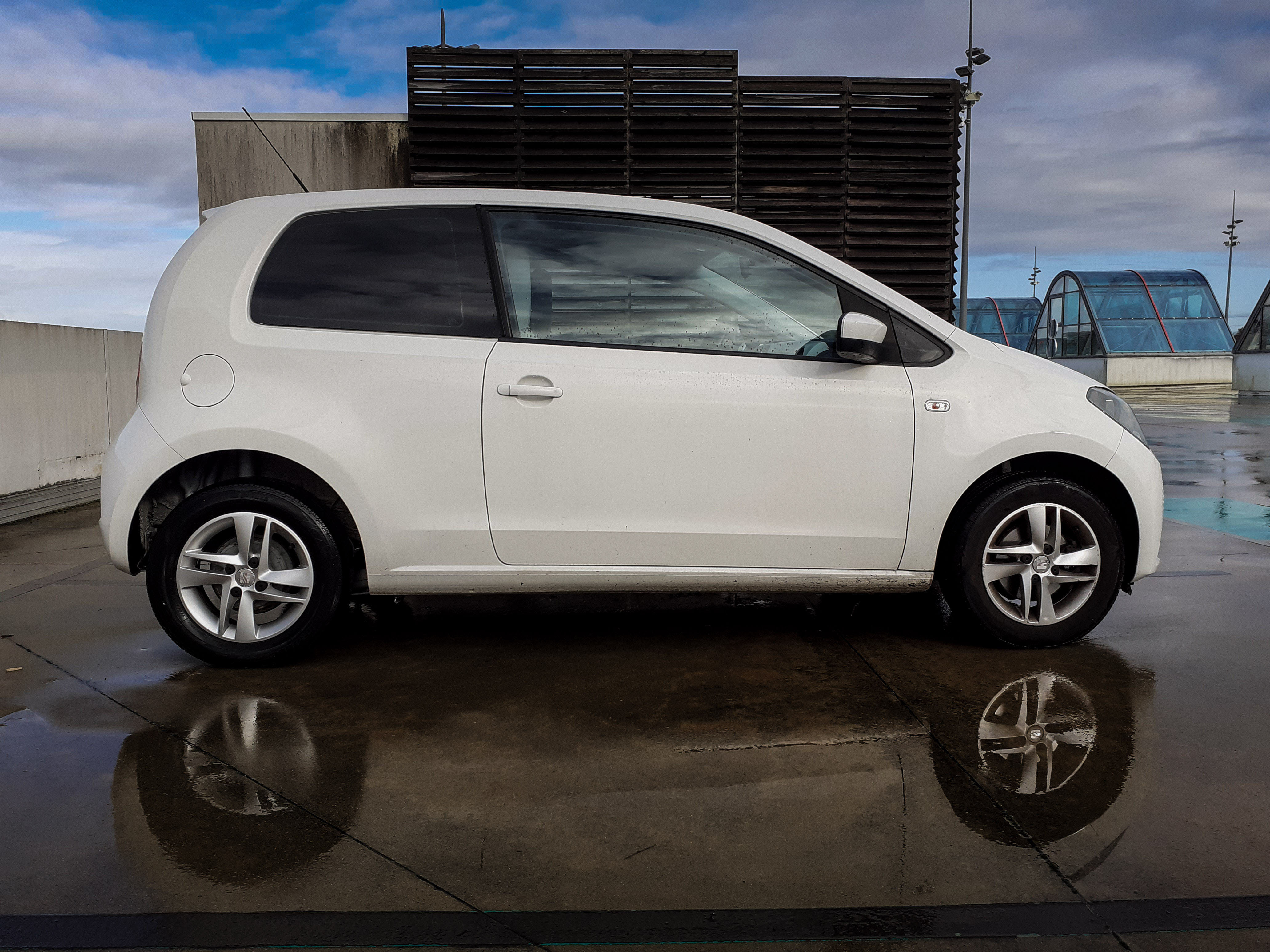 Seat Mii with GPS