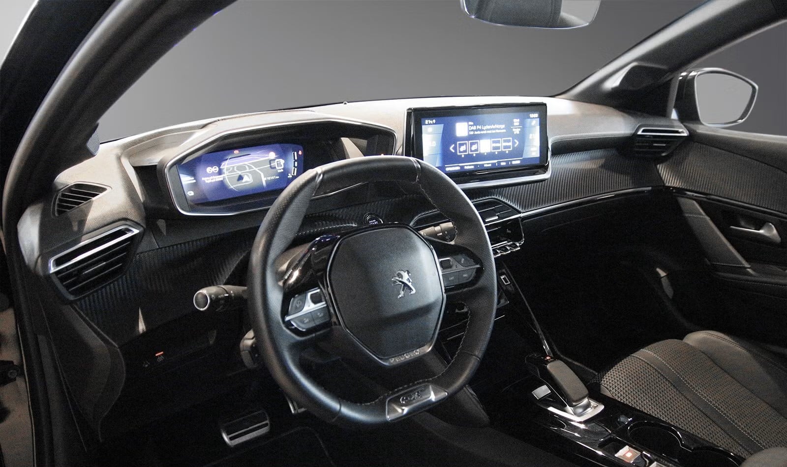 Peugeot e-208 GT med GPS