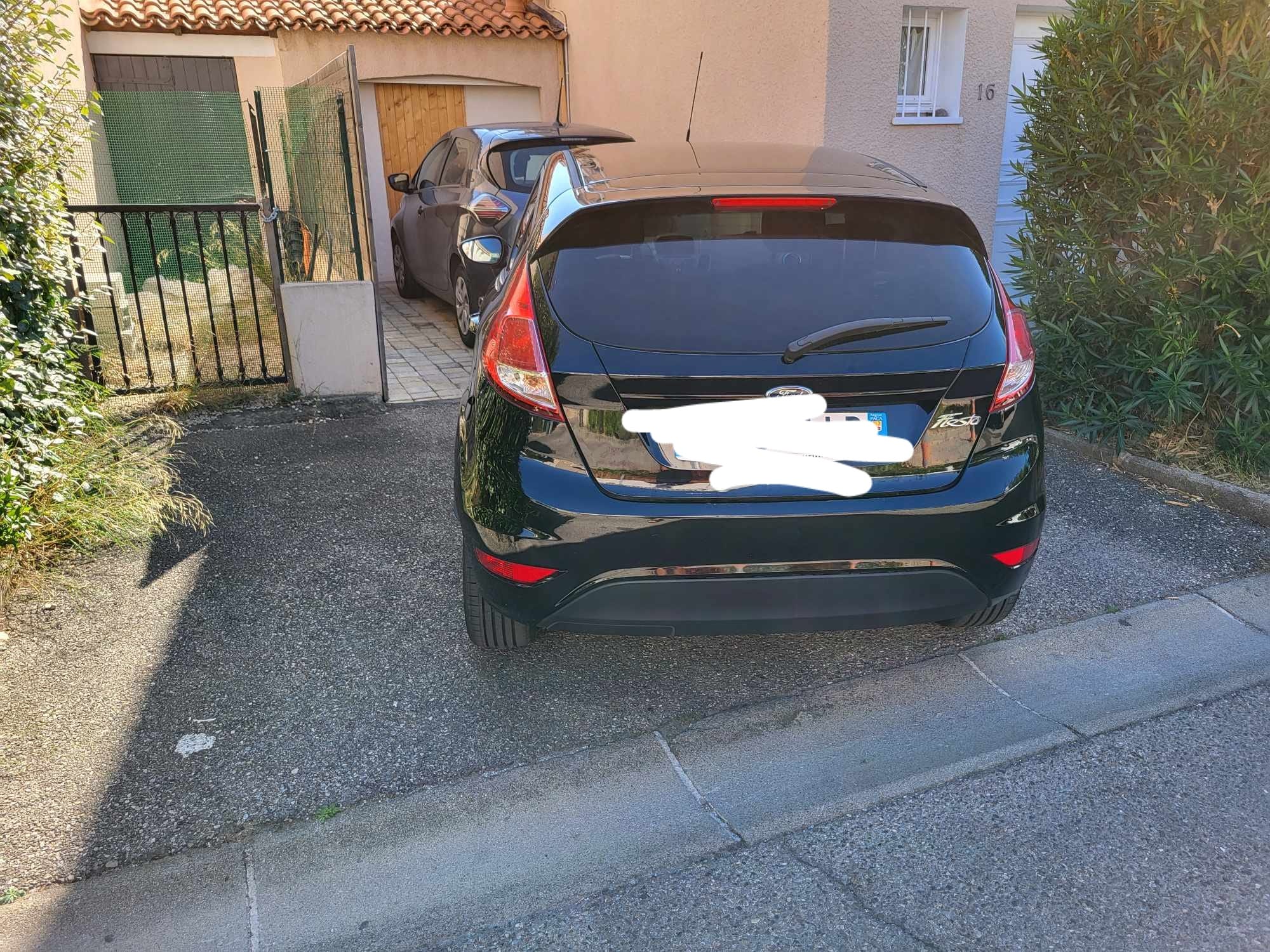 Ford Fiesta avec Climatisation