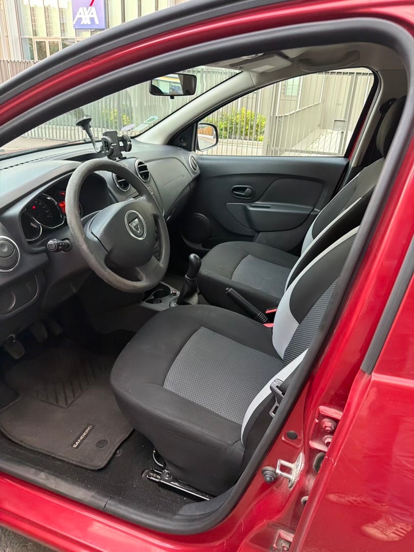 Dacia Sandero avec Climatisation