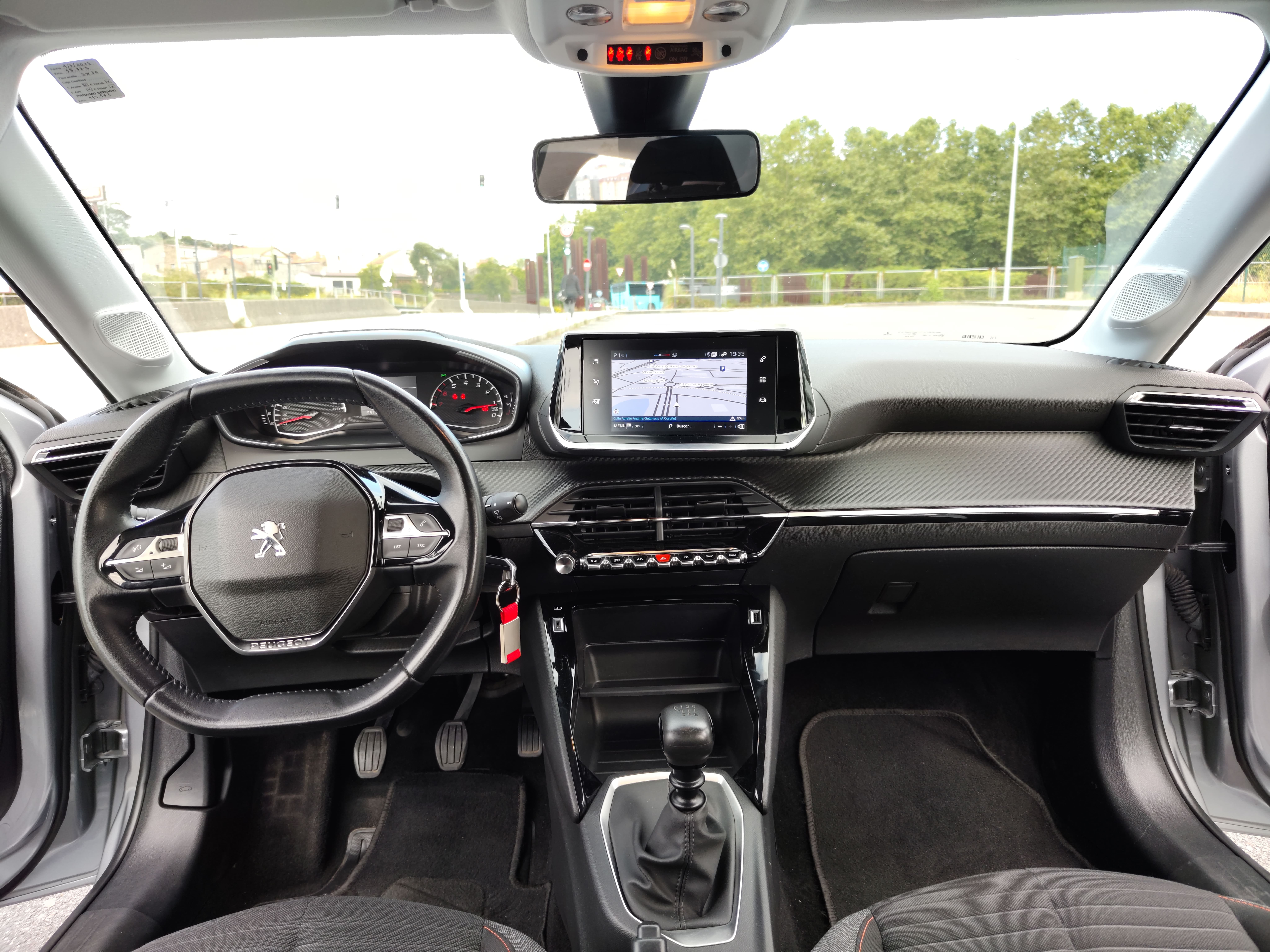 Peugeot 208 con Control de velocidad