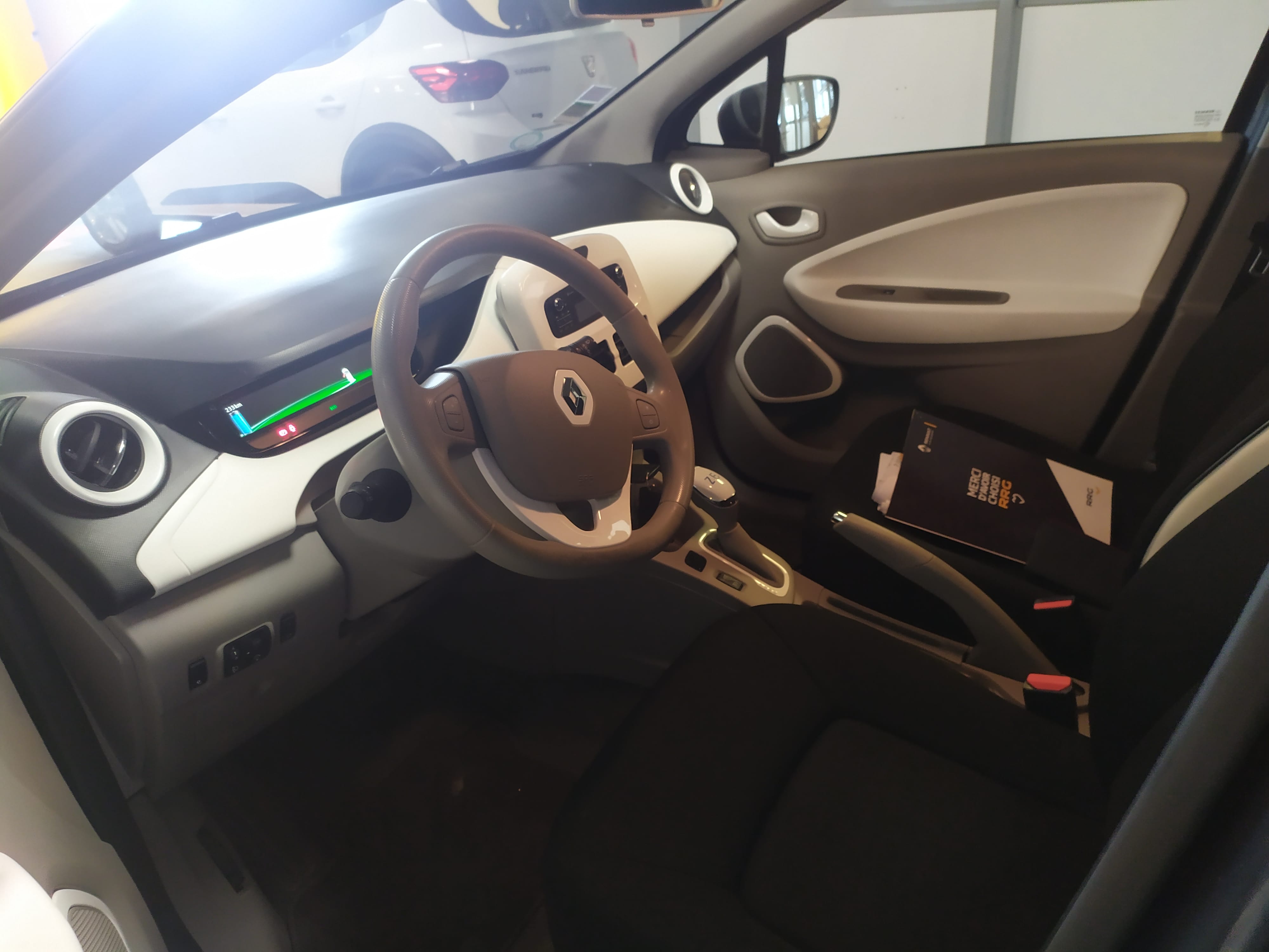 Renault ZOE avec Siège bébé