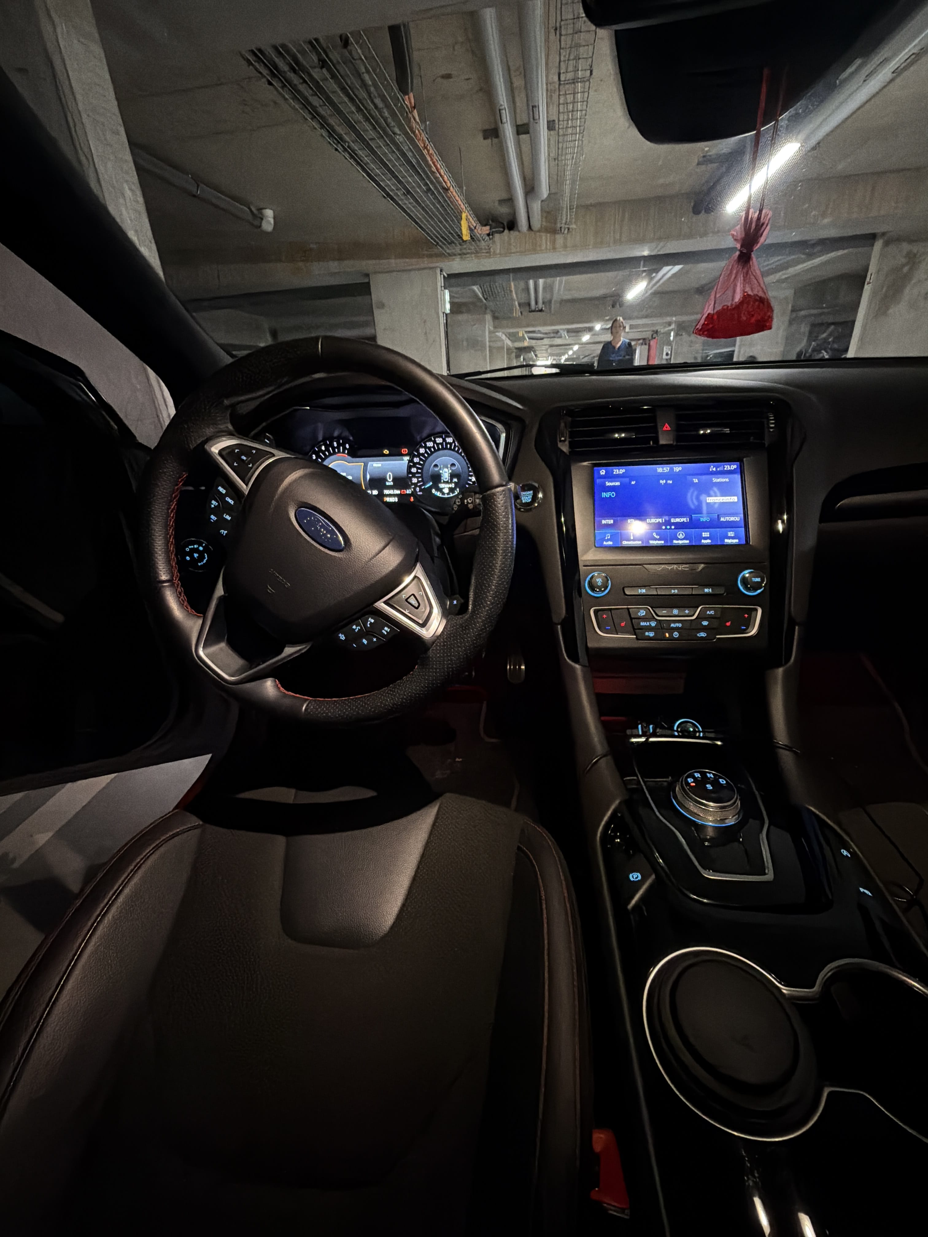 Ford Mondeo SW avec Régulateur de vitesse