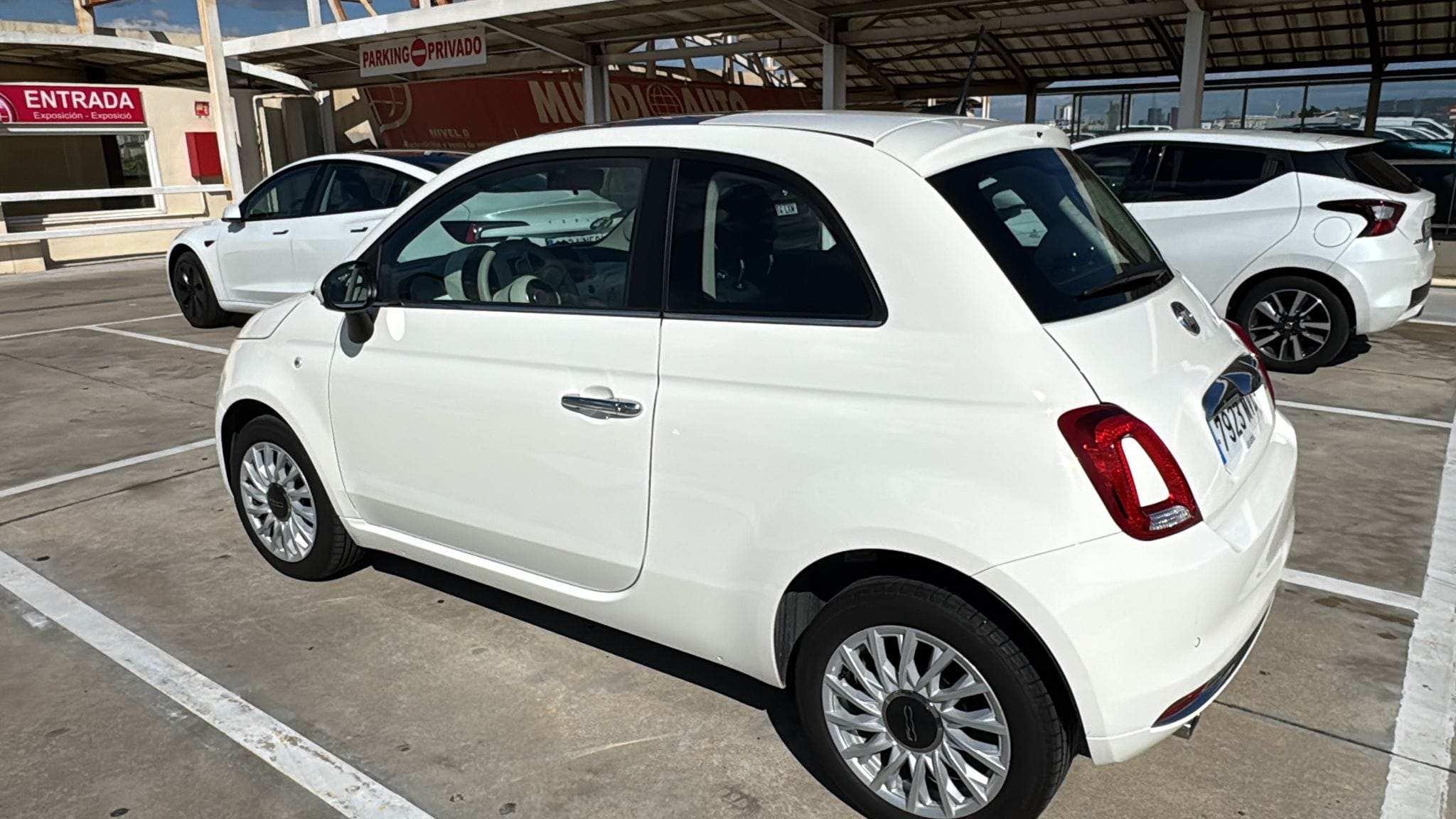Fiat 500 Híbrido 1.0 51KW (70 CV) Dolcevita 3 puertas - 7924MVB med Aircondition
